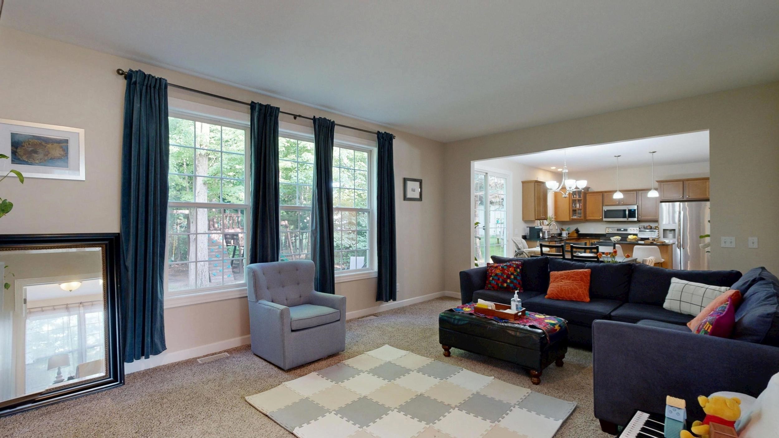3704 Aspen Way Drive Property Photo 4