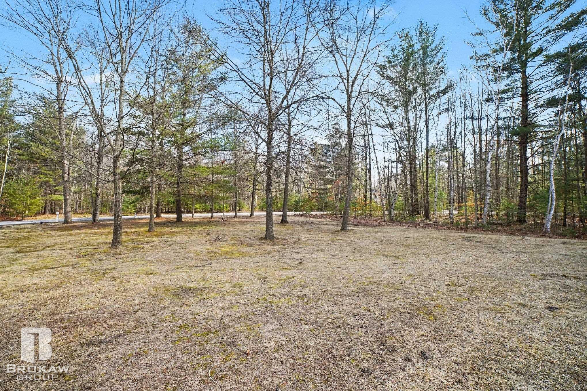 2910 Ginger Drive Property Photo 7
