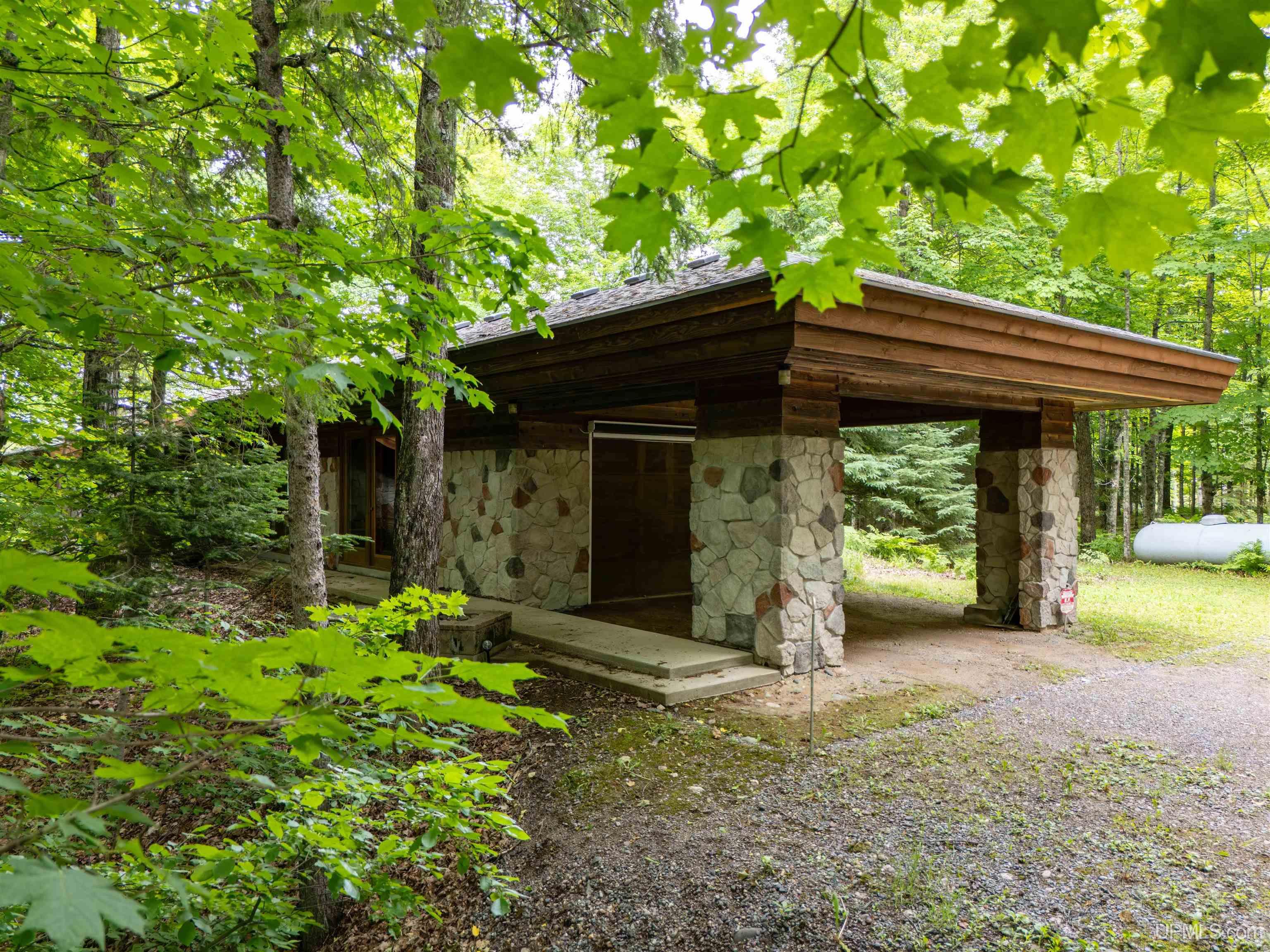 104 N Hagerman Lake Road Property Photo 33