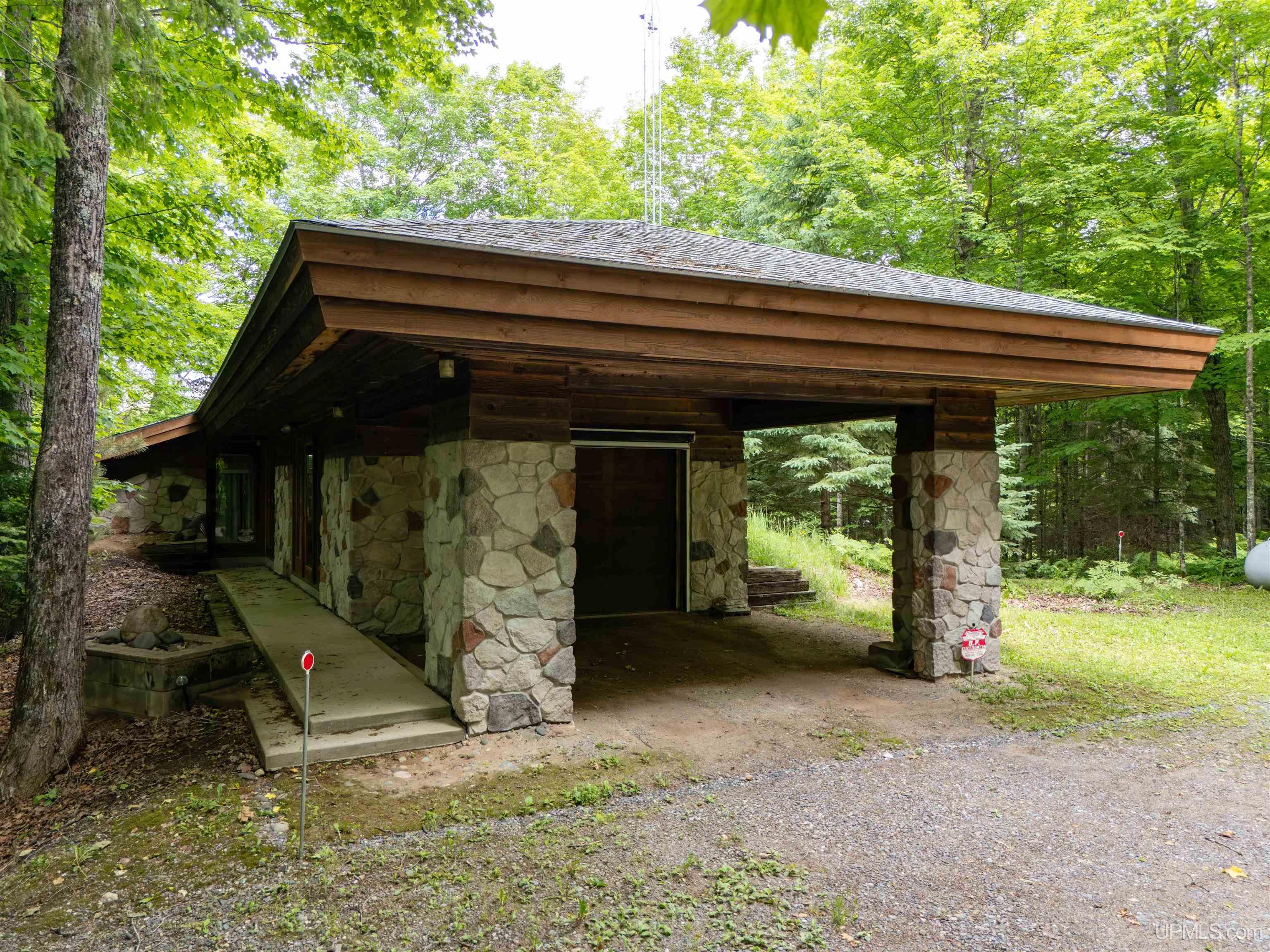 104 N Hagerman Lake Road Property Photo 34