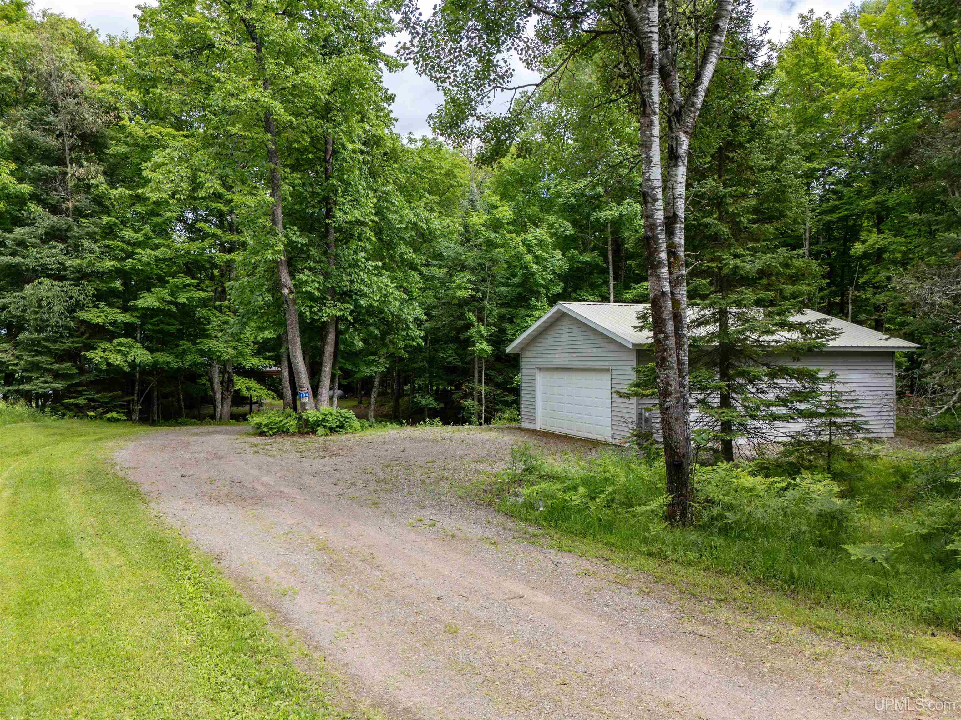 104 N Hagerman Lake Road Property Photo 43
