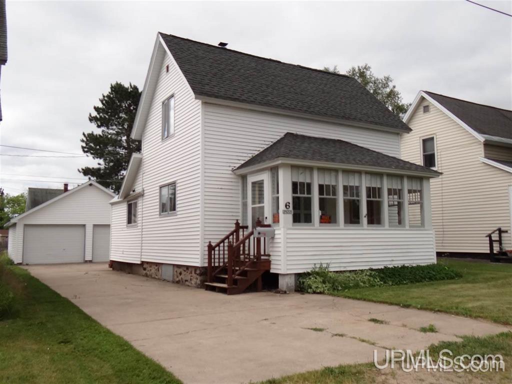 25221 Elm Street Property Photo 1