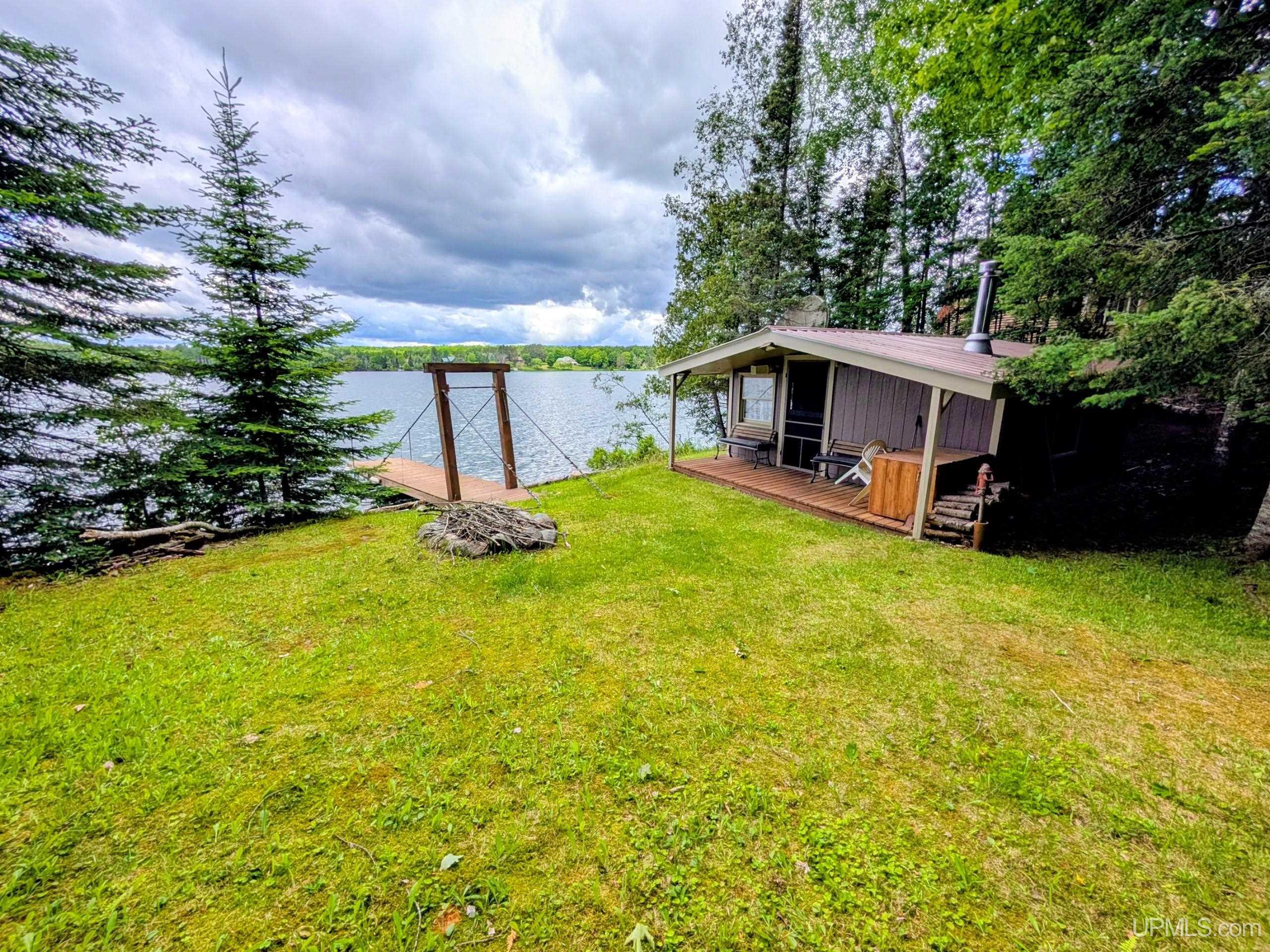 110 Stanley Lake Drive Property Photo 1