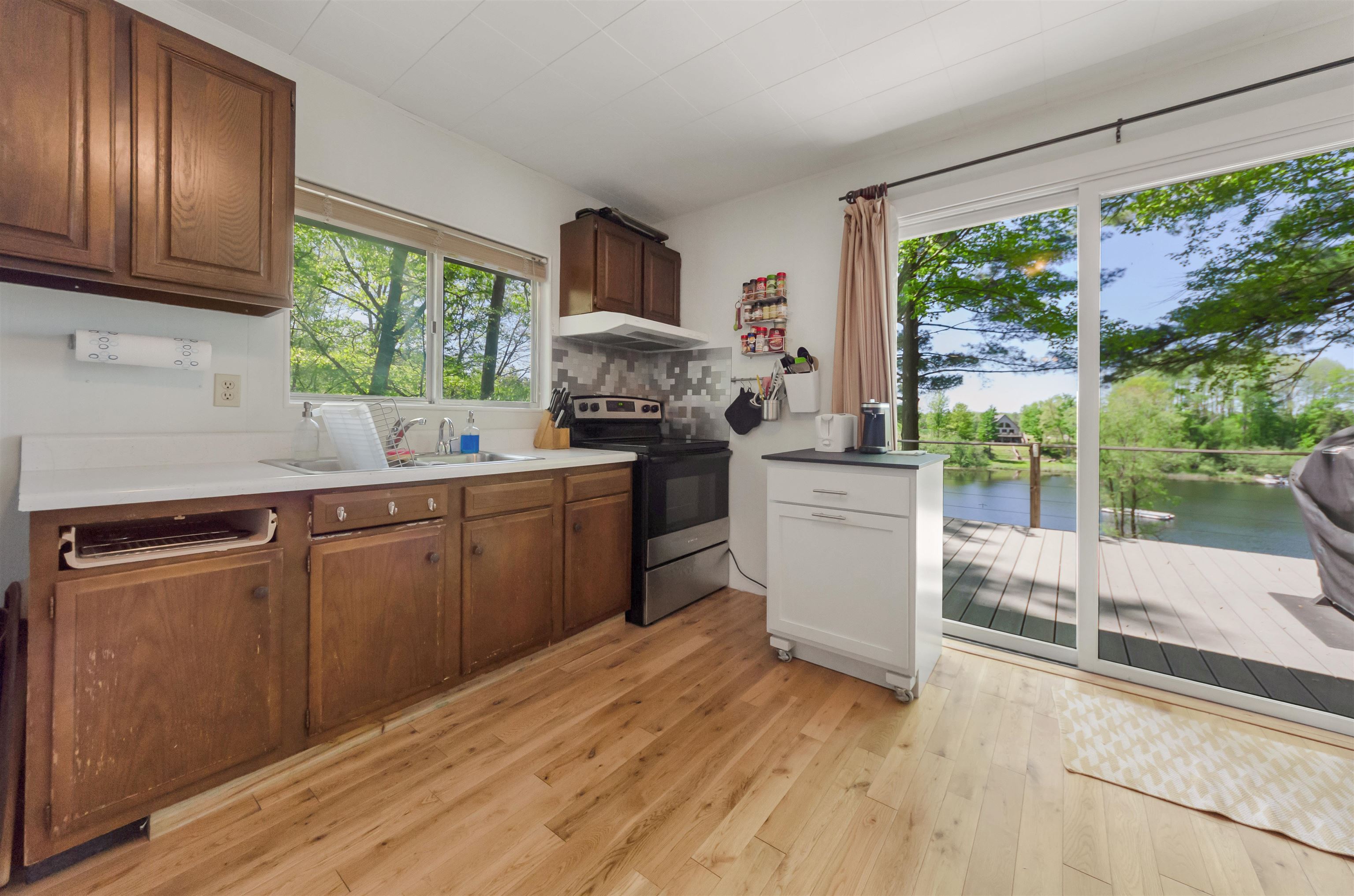661 Connie Drive Property Photo 14