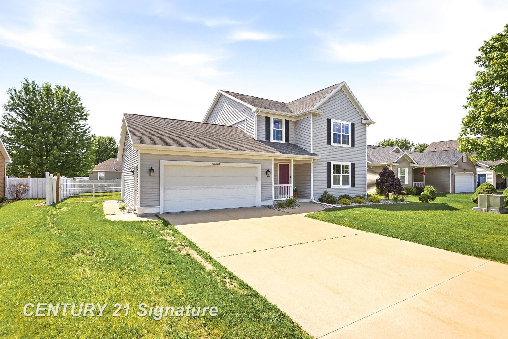 8433 Waxwing Drive Property Photo 2