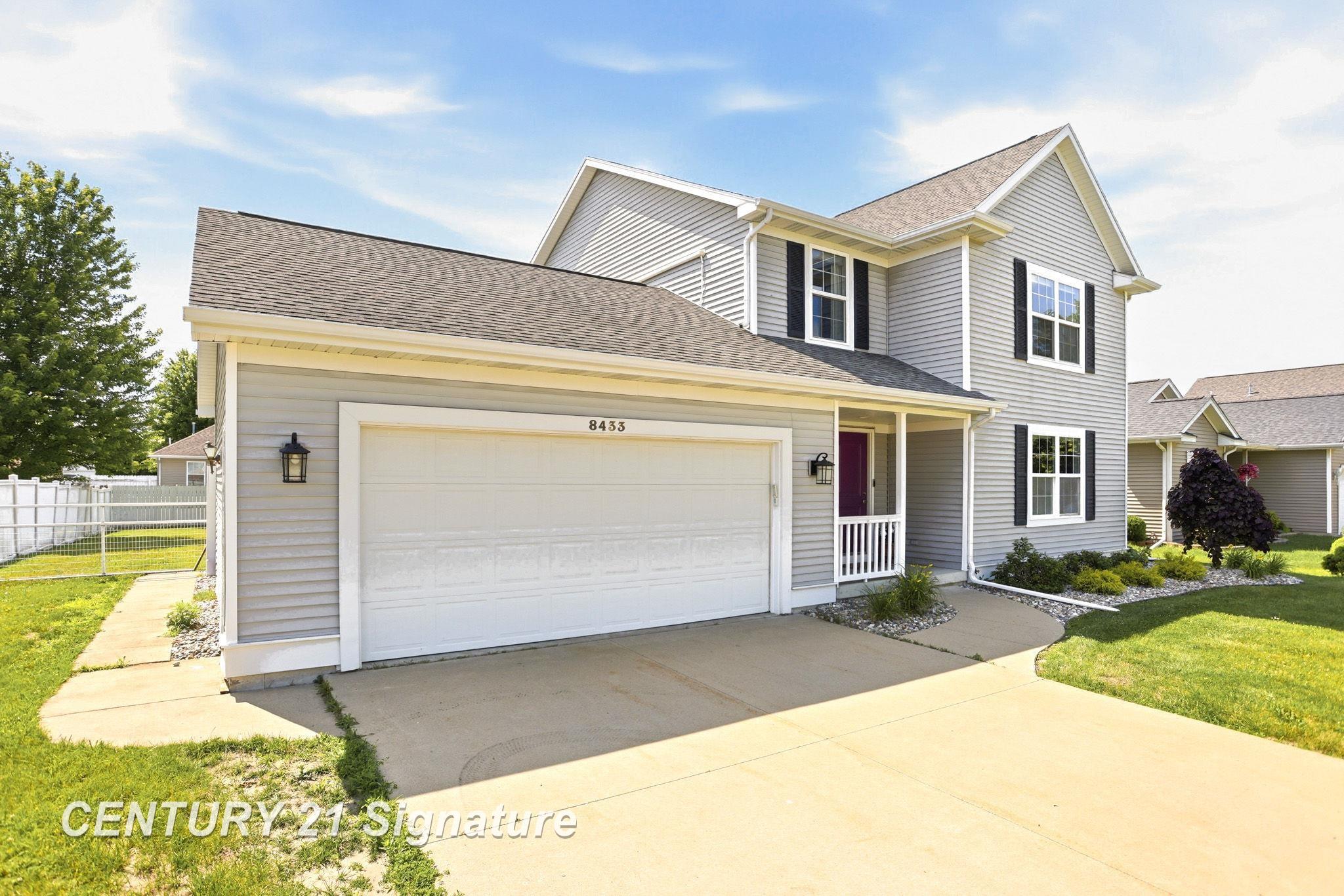 8433 Waxwing Drive Property Photo 4