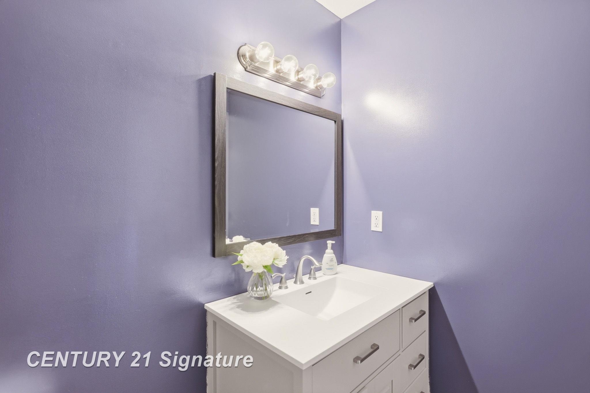 8433 Waxwing Drive Property Photo 23