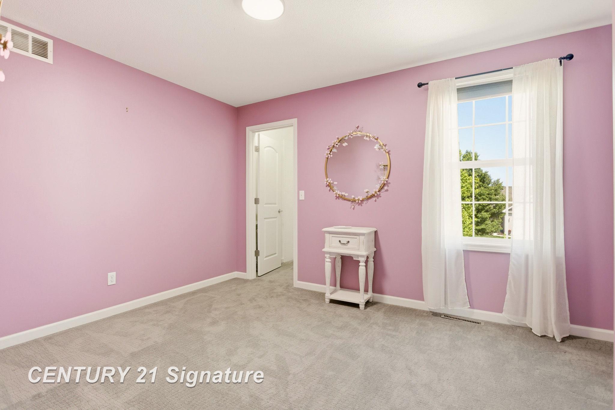 8433 Waxwing Drive Property Photo 26