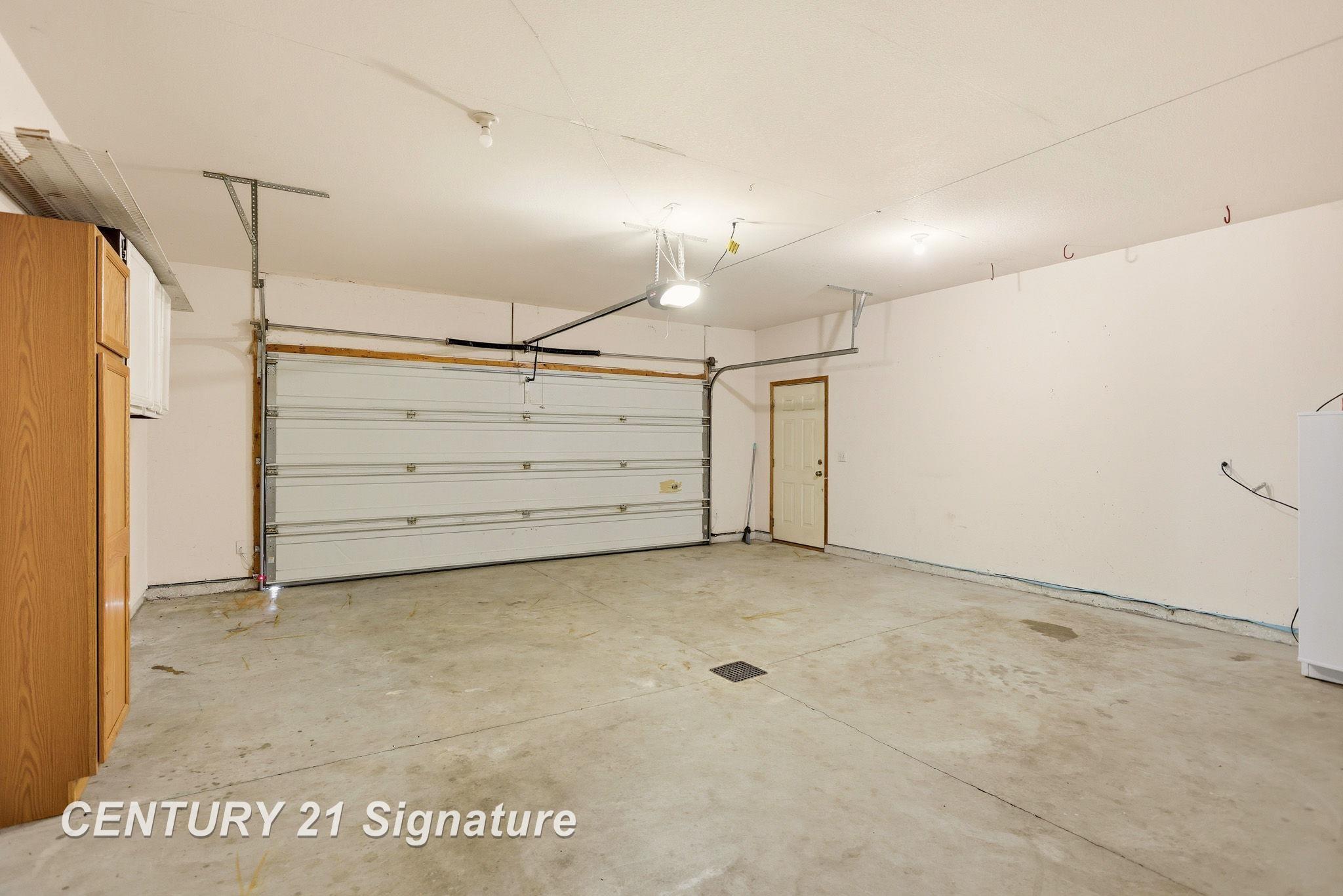 8433 Waxwing Drive Property Photo 38