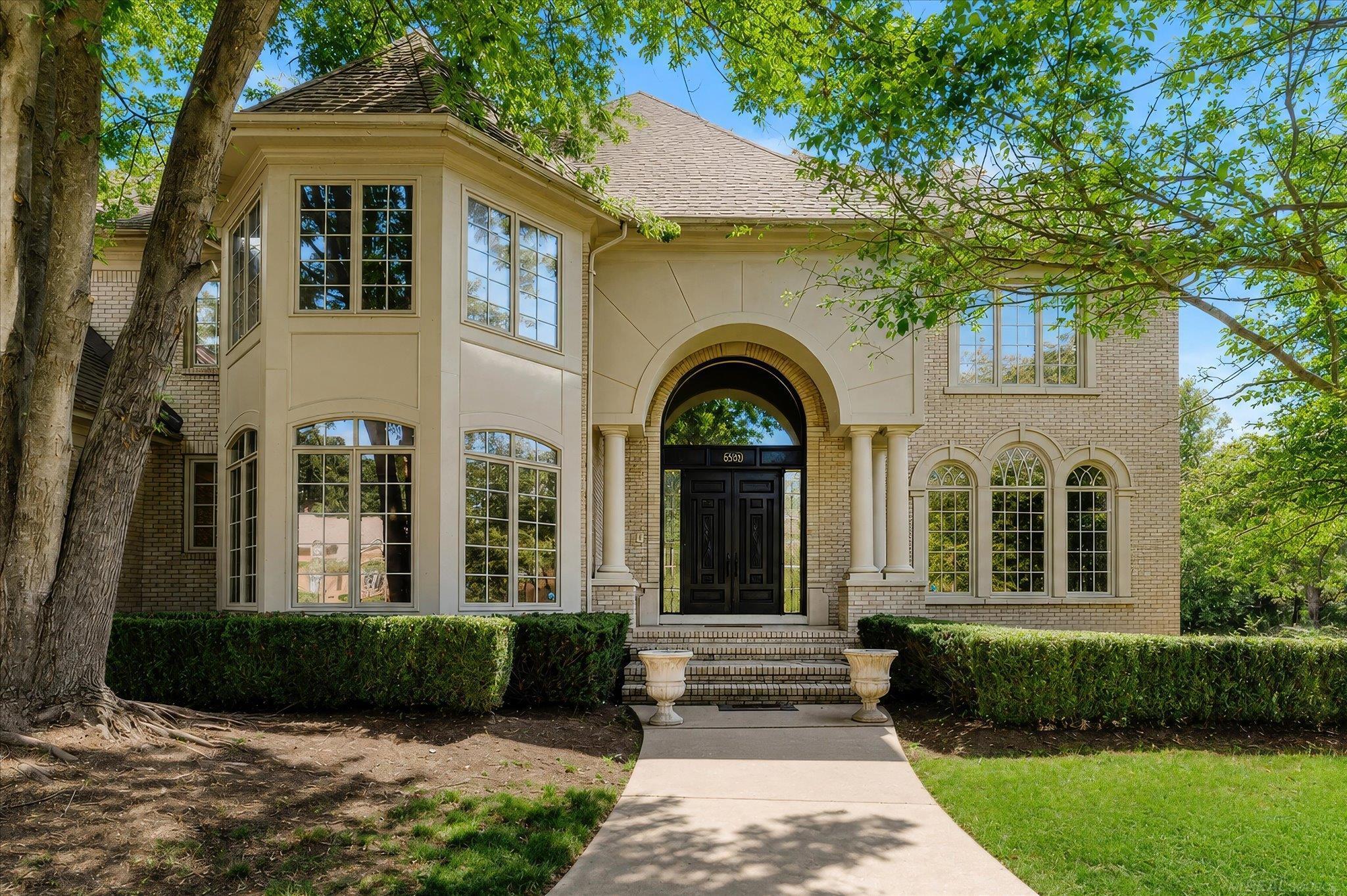 5539 Carrollton Court Property Photo 1
