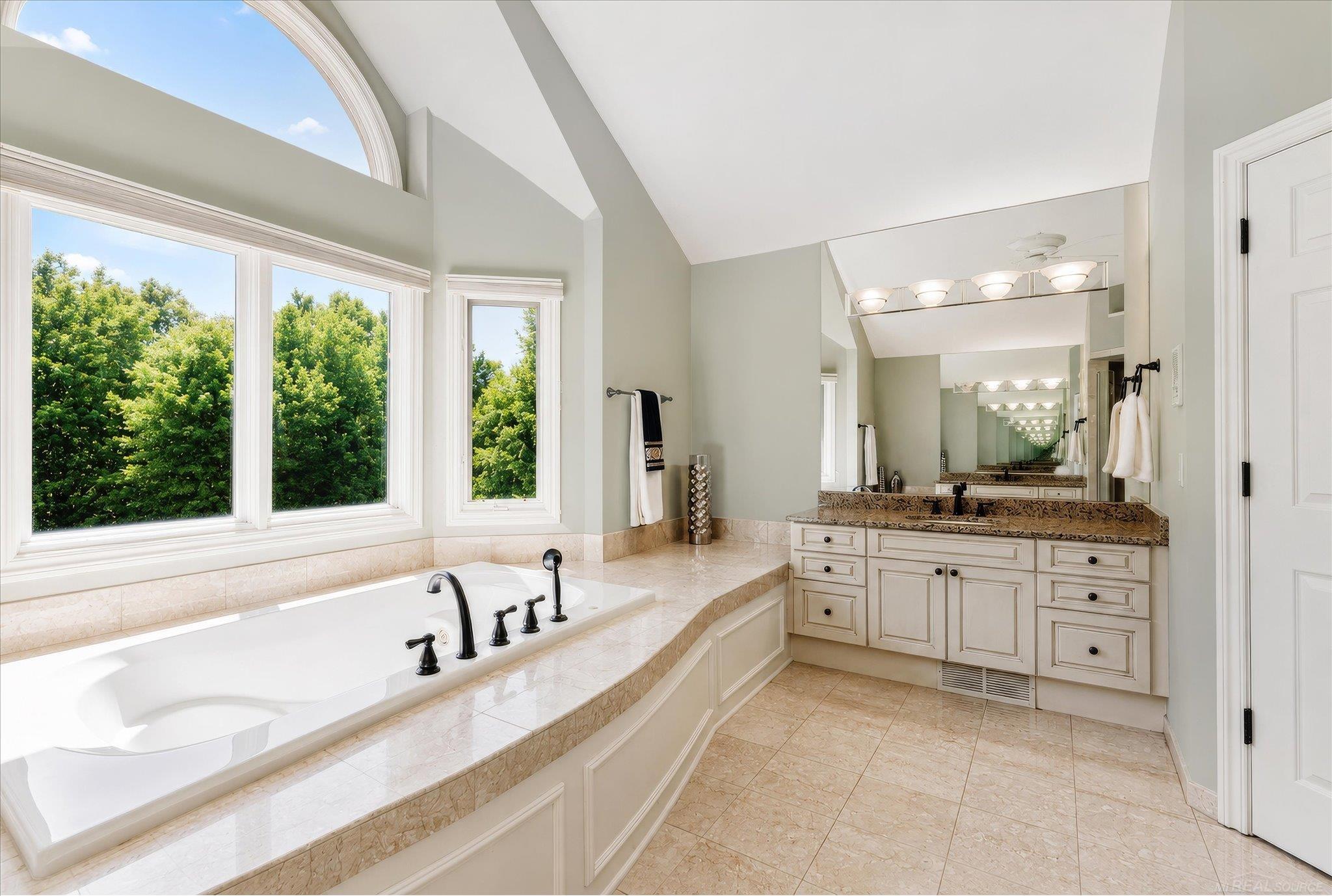 5539 Carrollton Court Property Photo 54