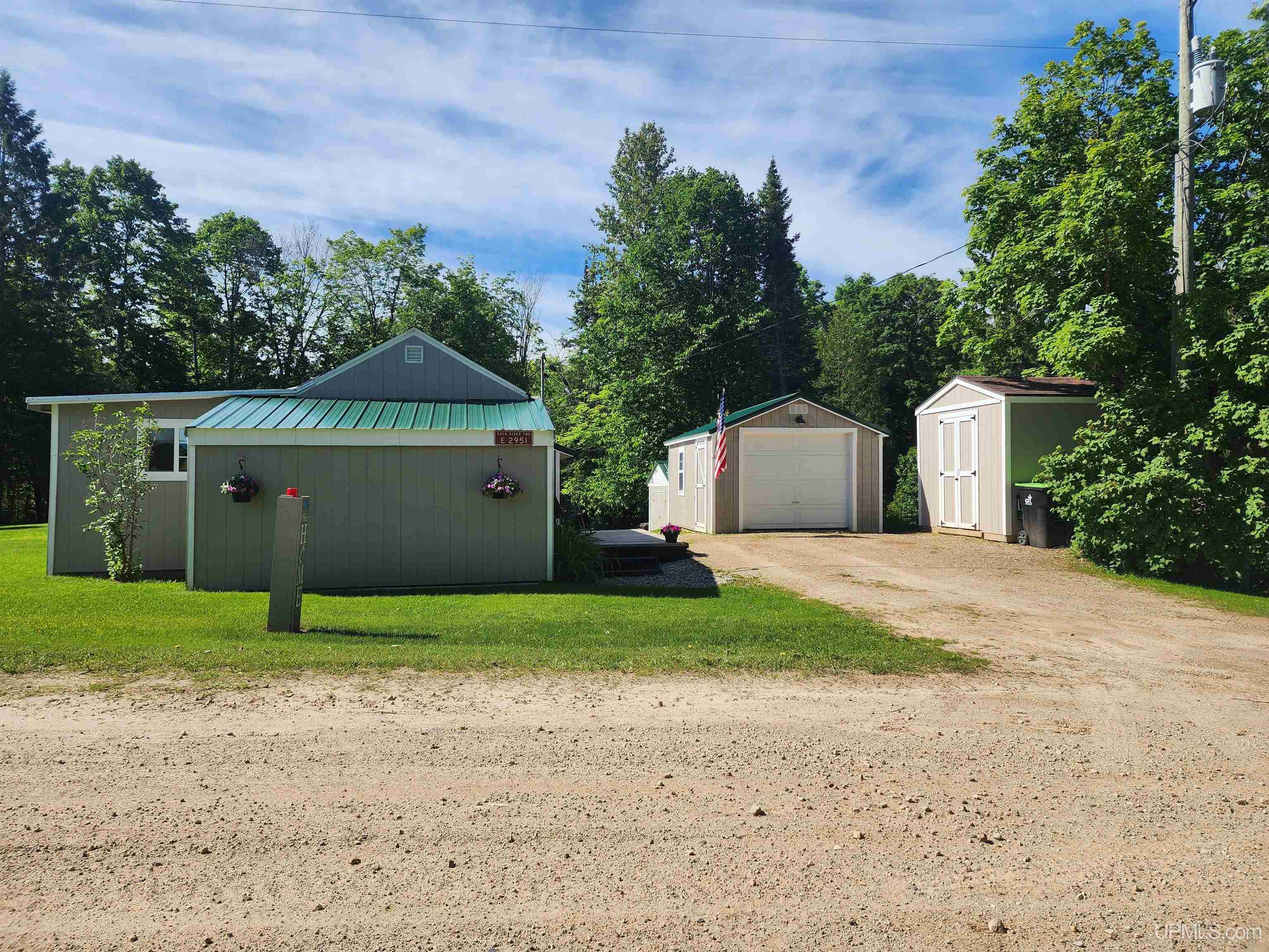 E2951 Torma Road Property Photo 1