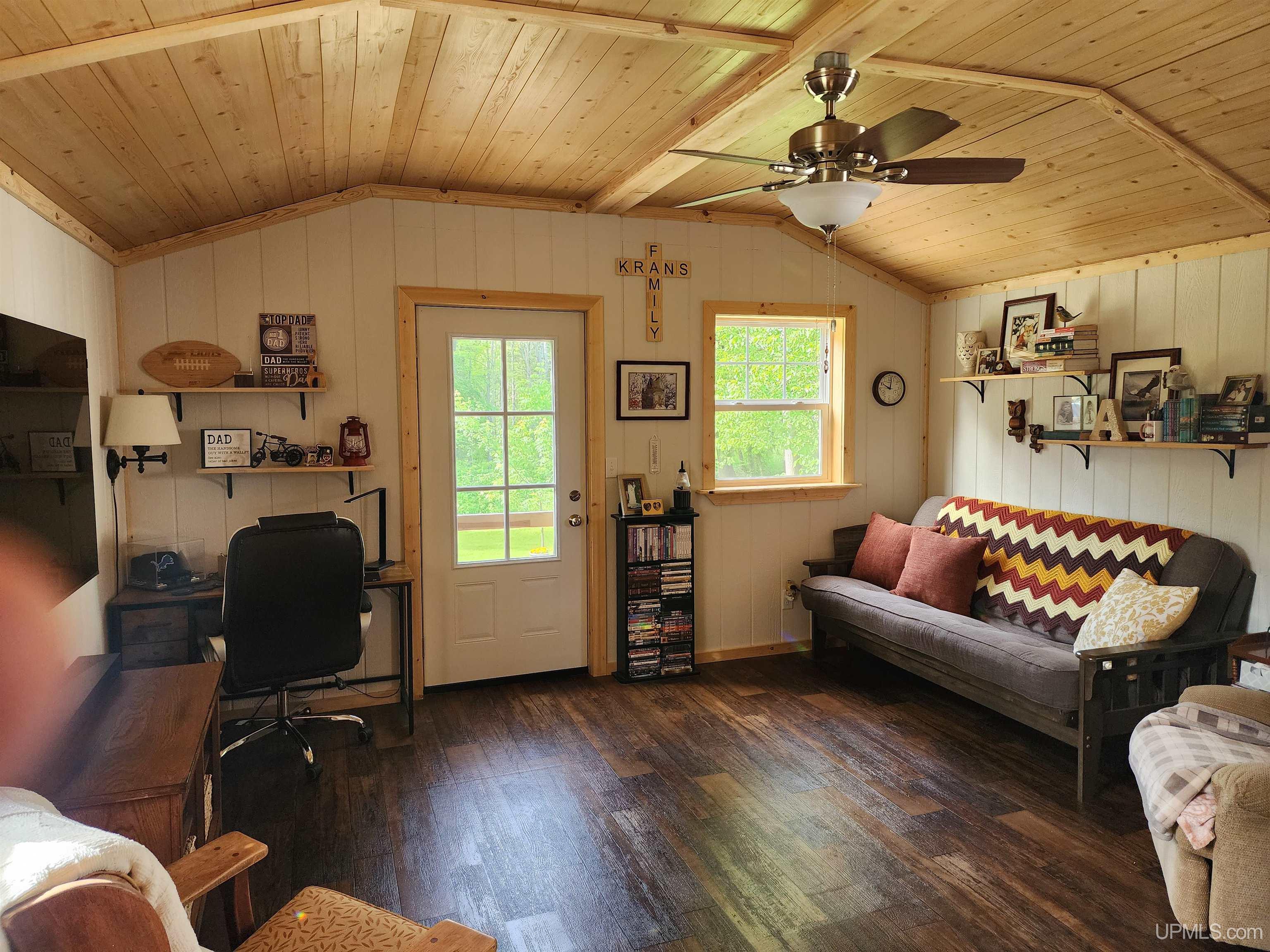 E2951 Torma Road Property Photo 8