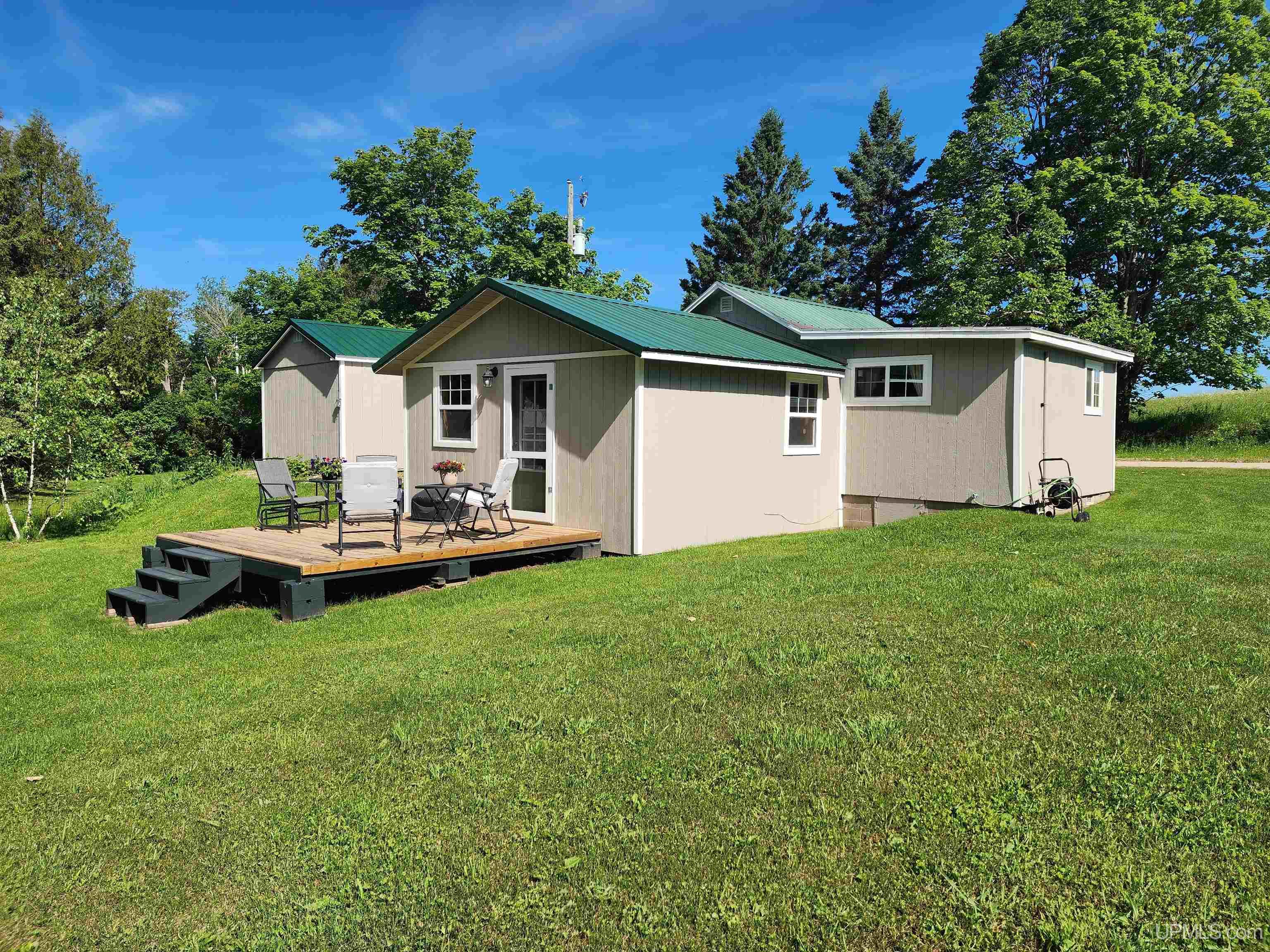 E2951 Torma Road Property Photo 18