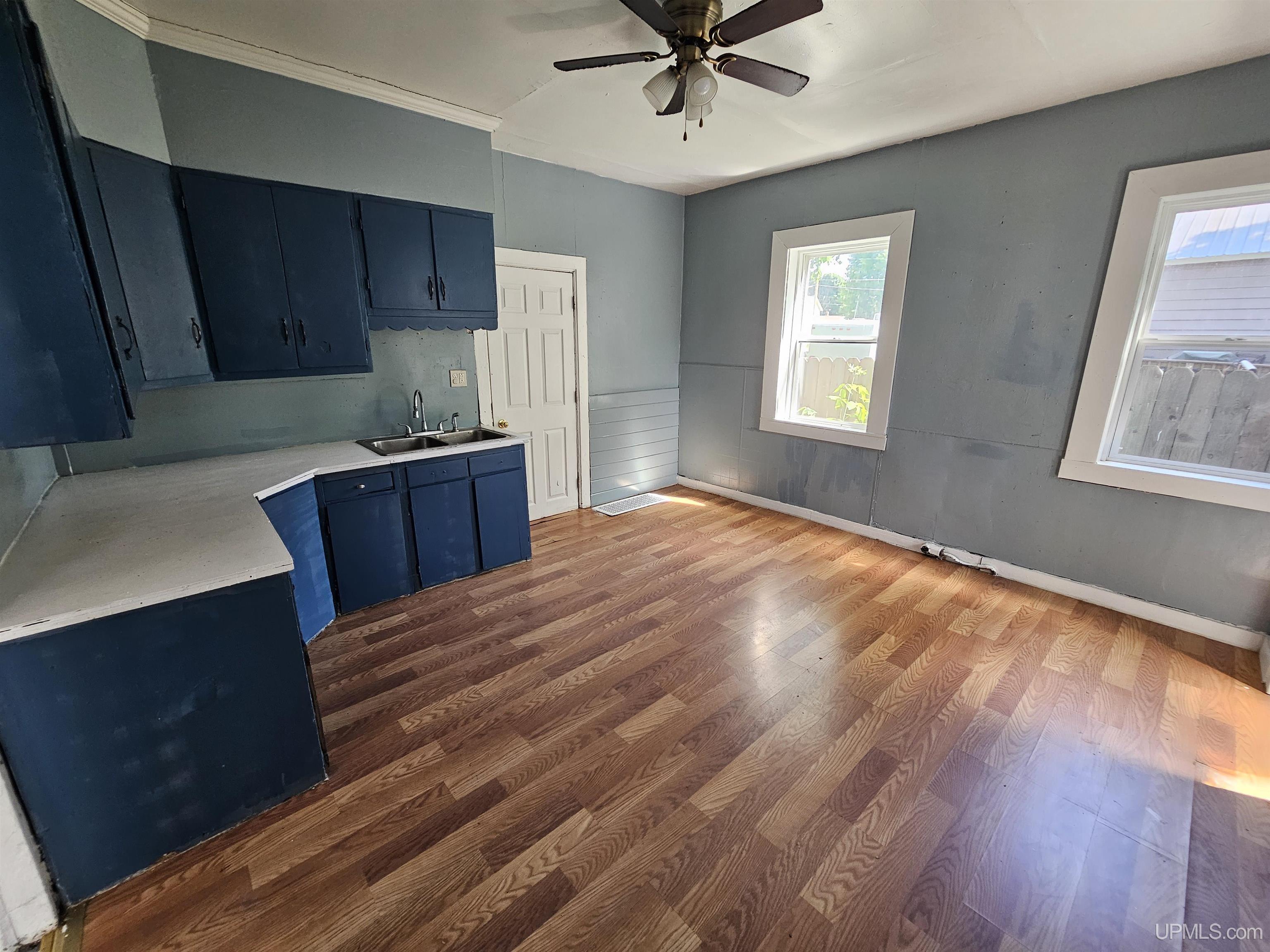 310 North Street Property Photo 5
