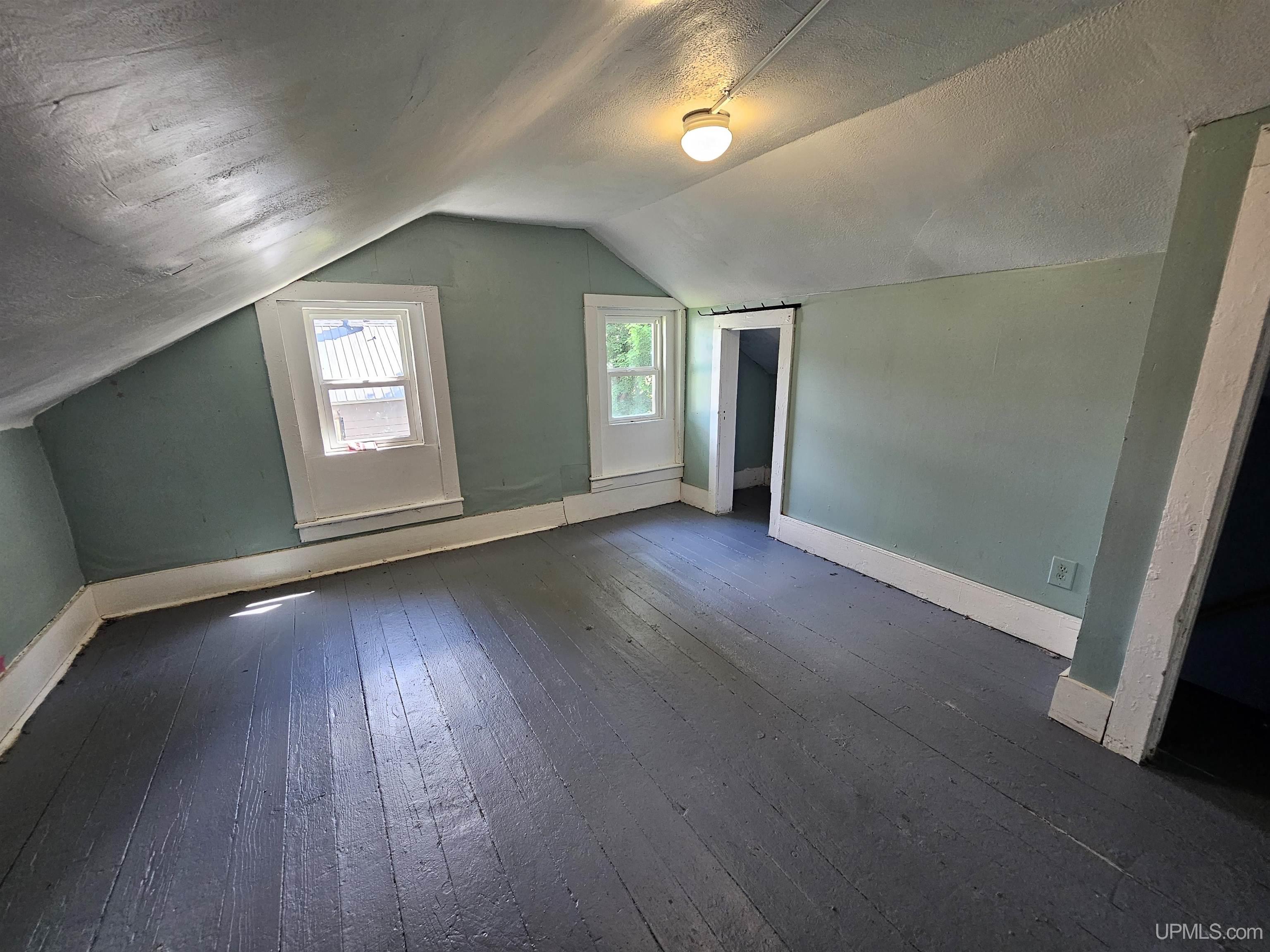 310 North Street Property Photo 16