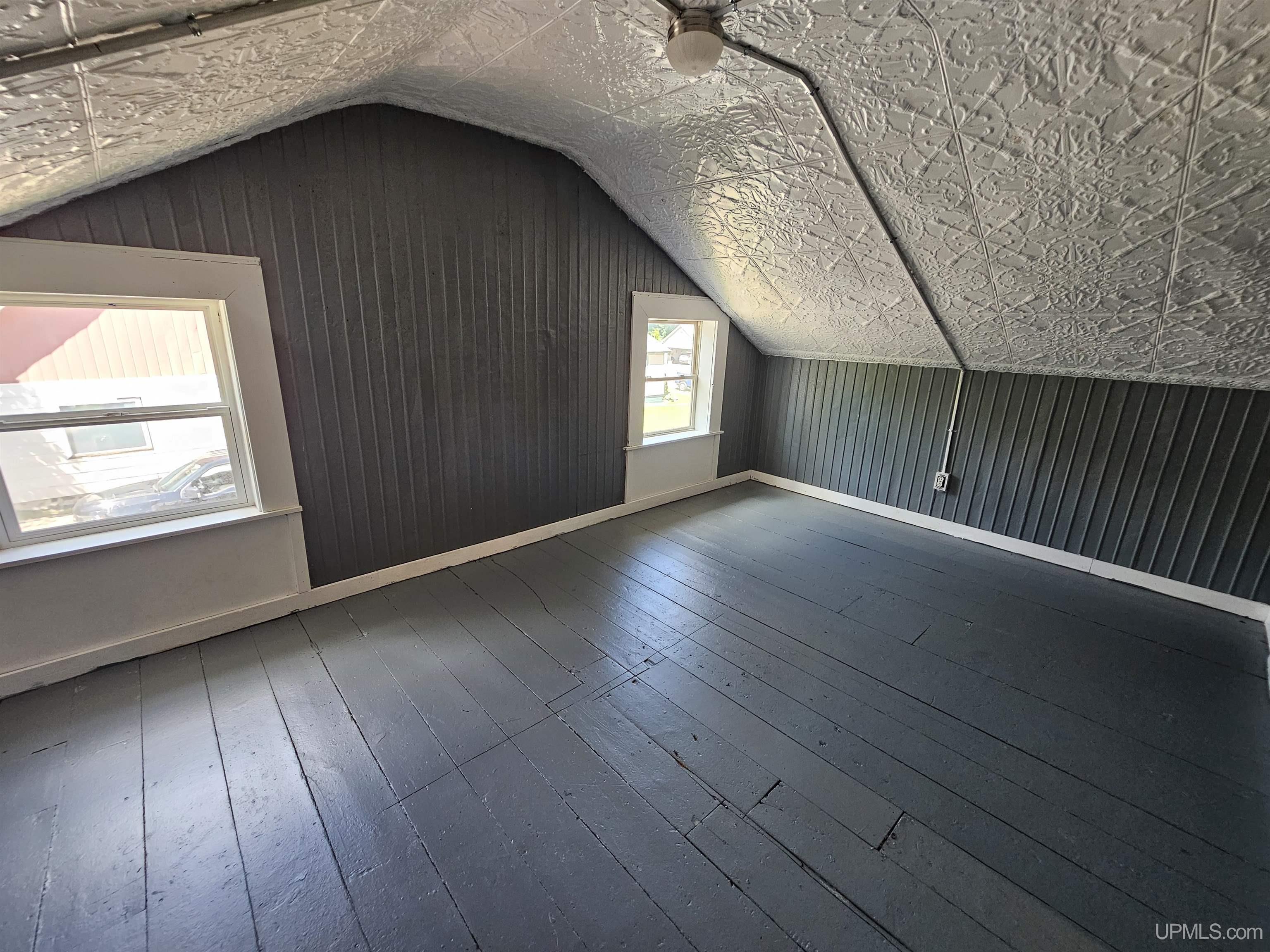 310 North Street Property Photo 21