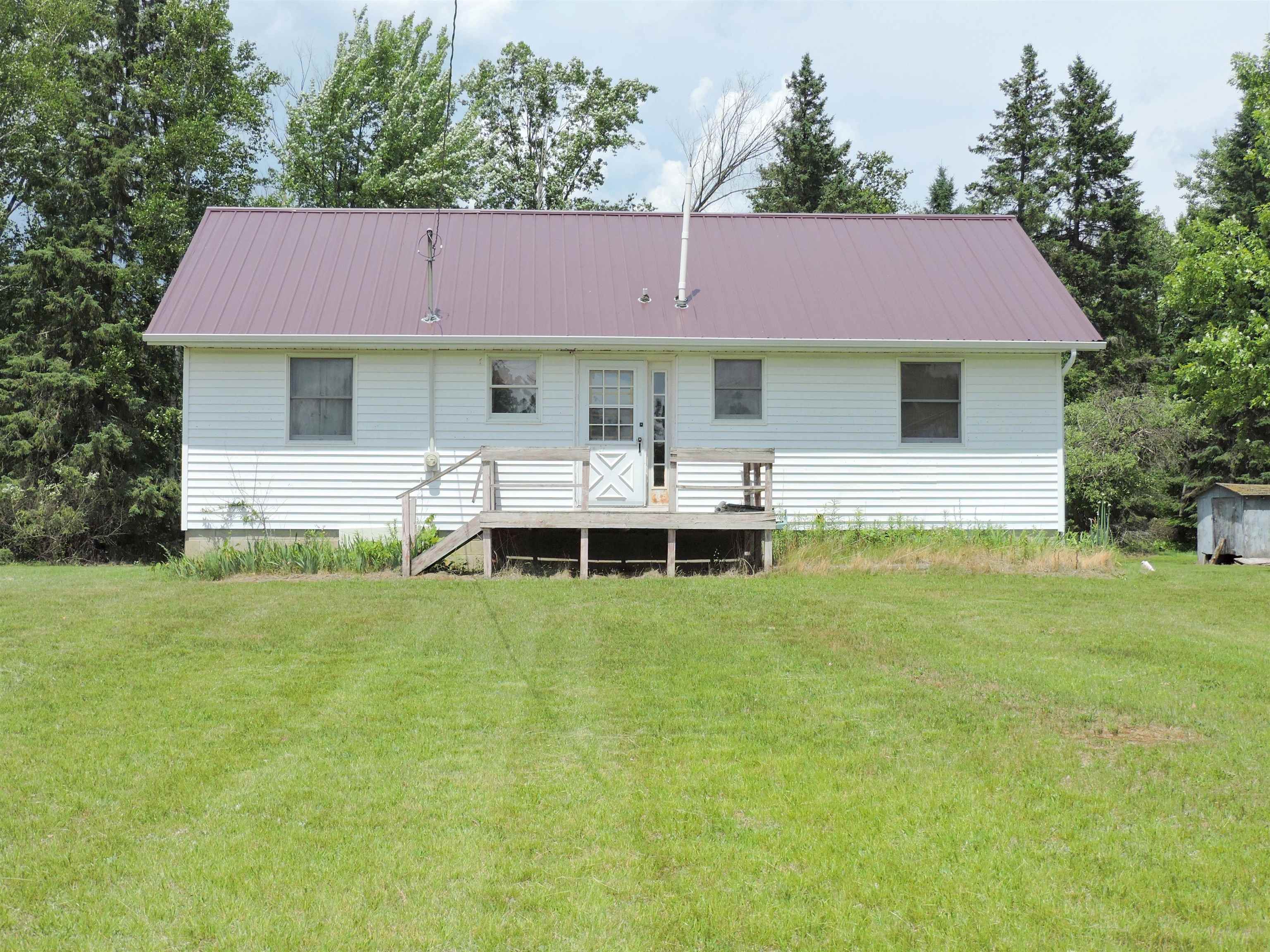 6686 Keystone Road Property Photo 1