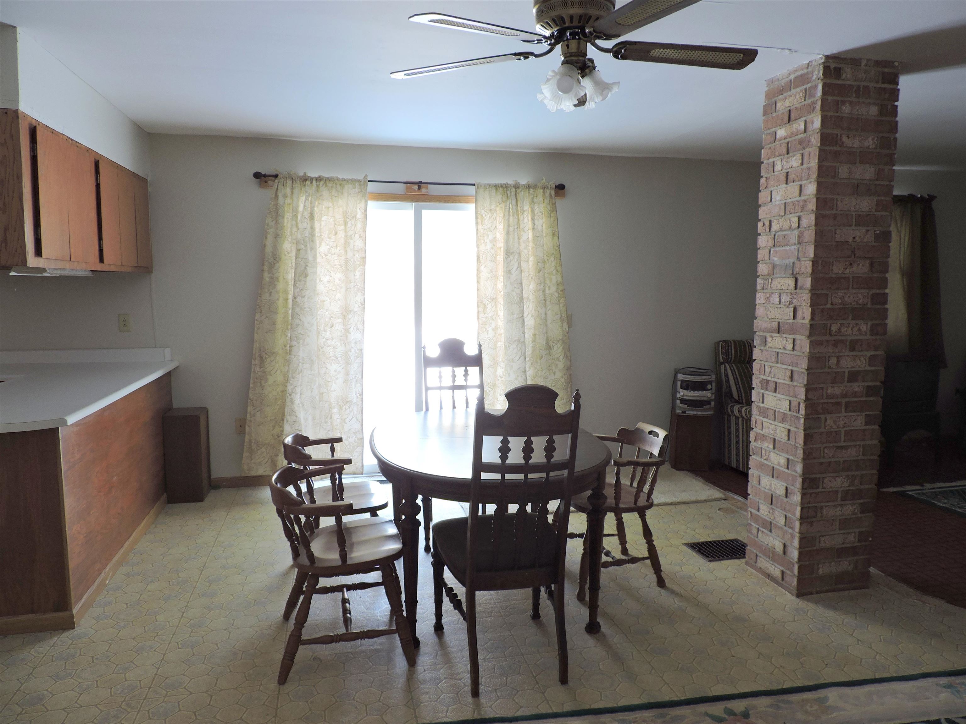 6686 Keystone Road Property Photo 8