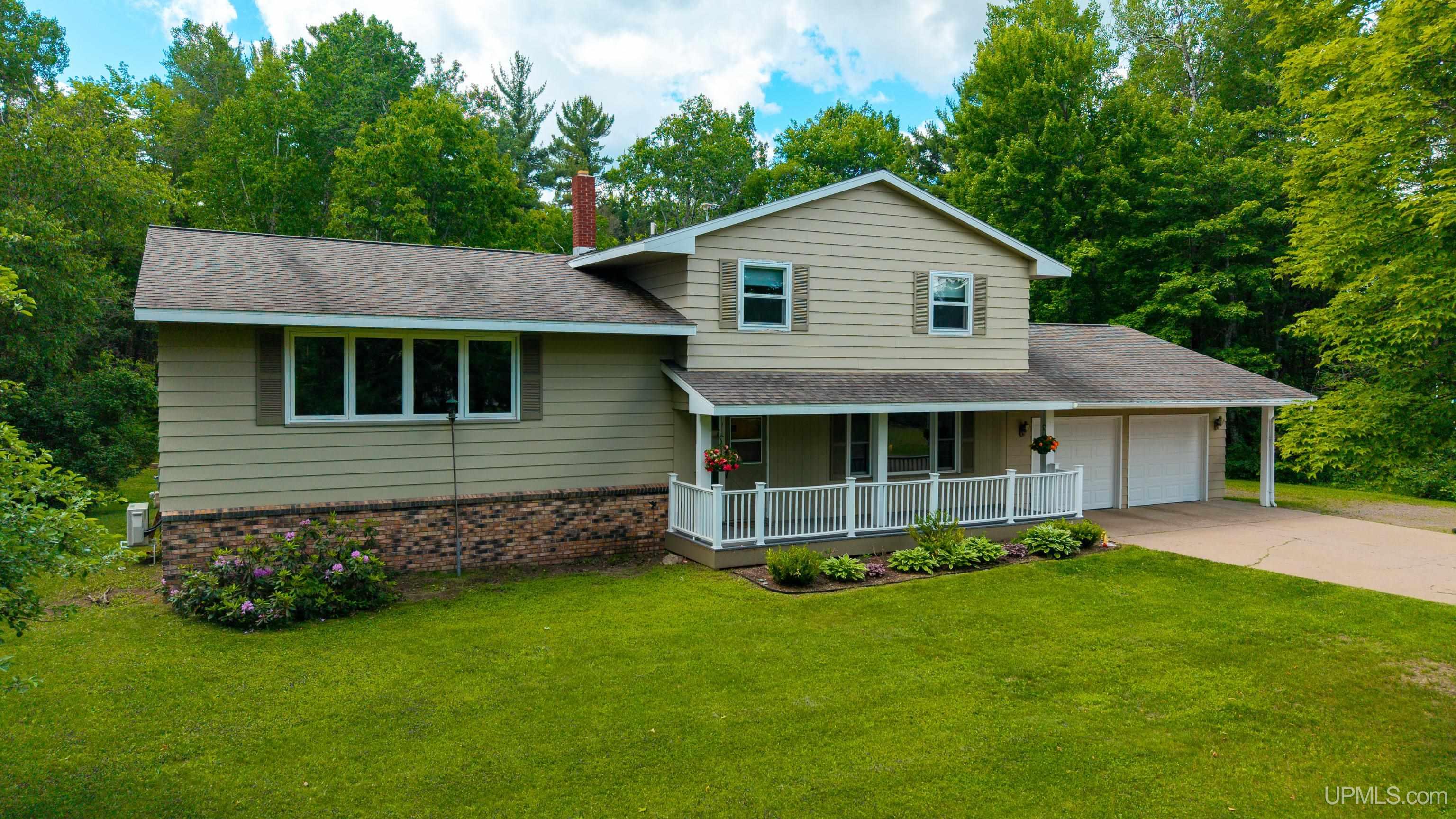 2813 Us 41 W Highway Property Photo 2