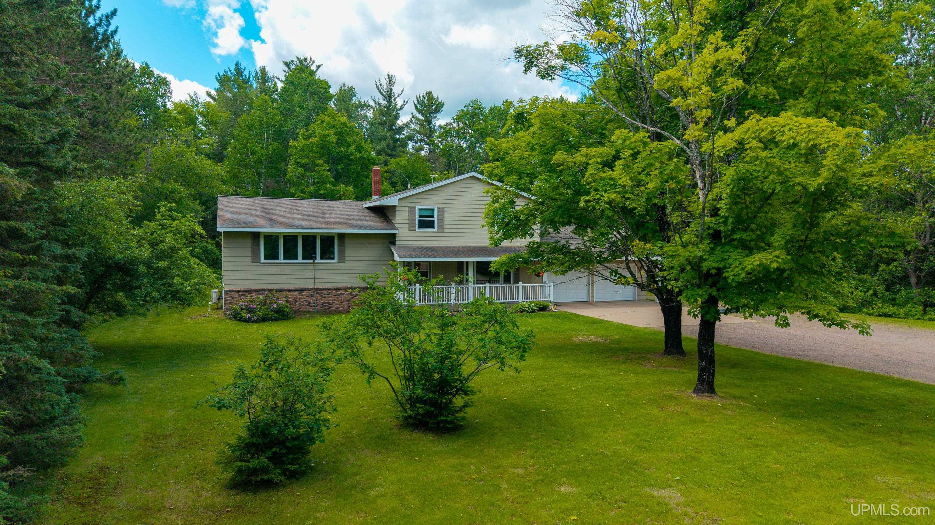 2813 Us 41 W Highway Property Photo 4