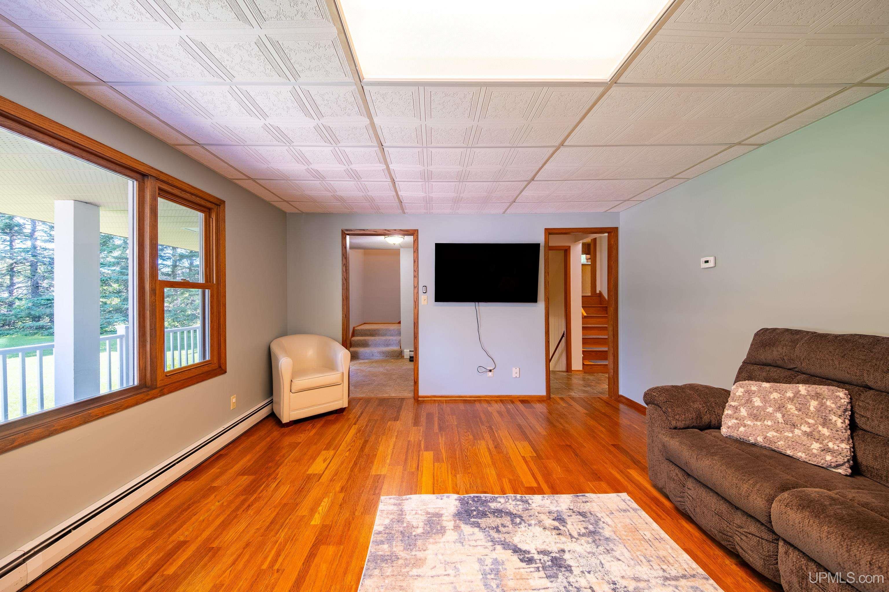 2813 Us 41 W Highway Property Photo 8