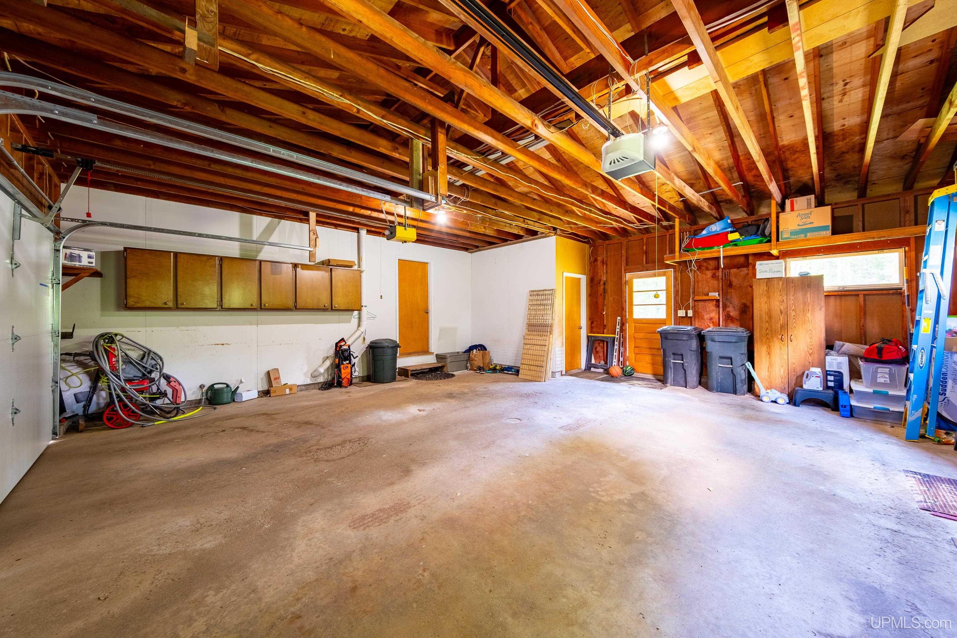 2813 Us 41 W Highway Property Photo 43