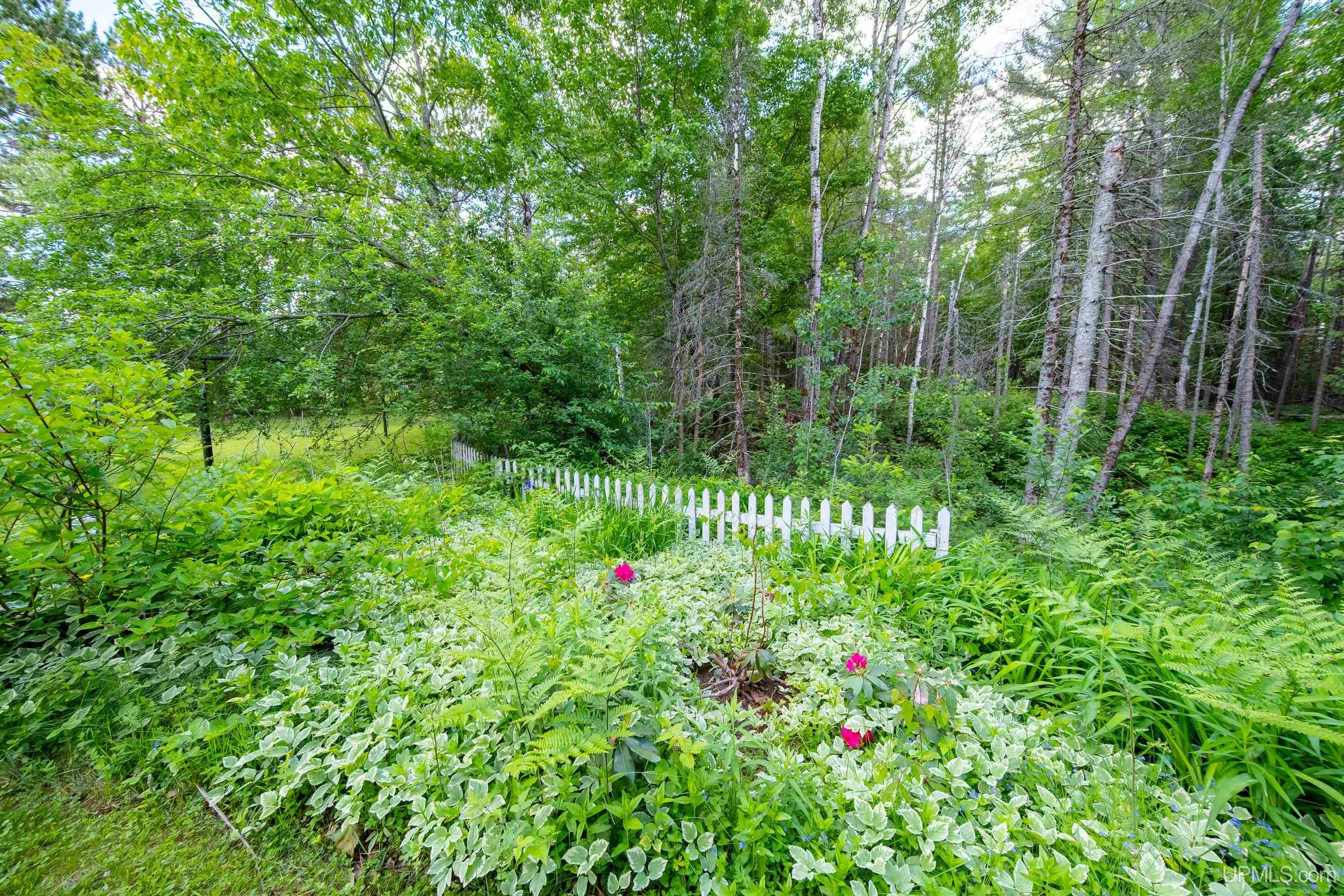2813 Us 41 W Highway Property Photo 57