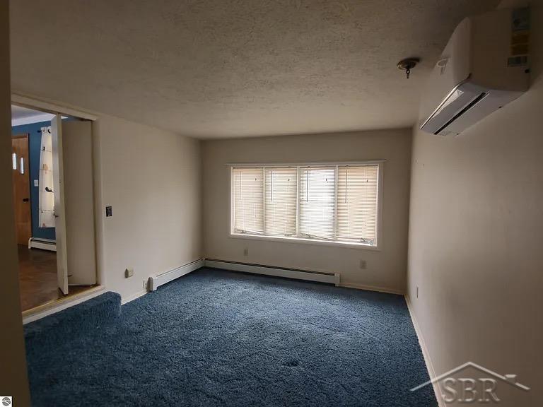 435 N Main Street Property Photo 16