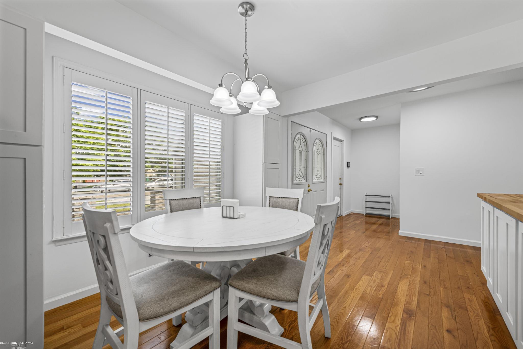 47121 Barbara Road Property Photo 9