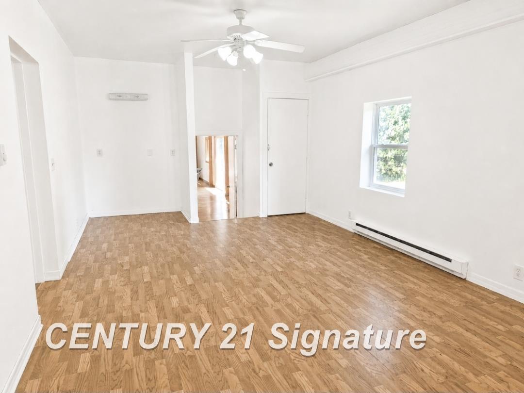 11634 E Gates Avenue Property Photo 7