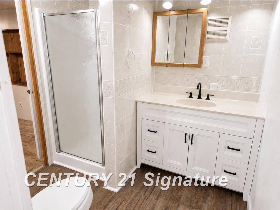 11634 E Gates Avenue Property Photo 13