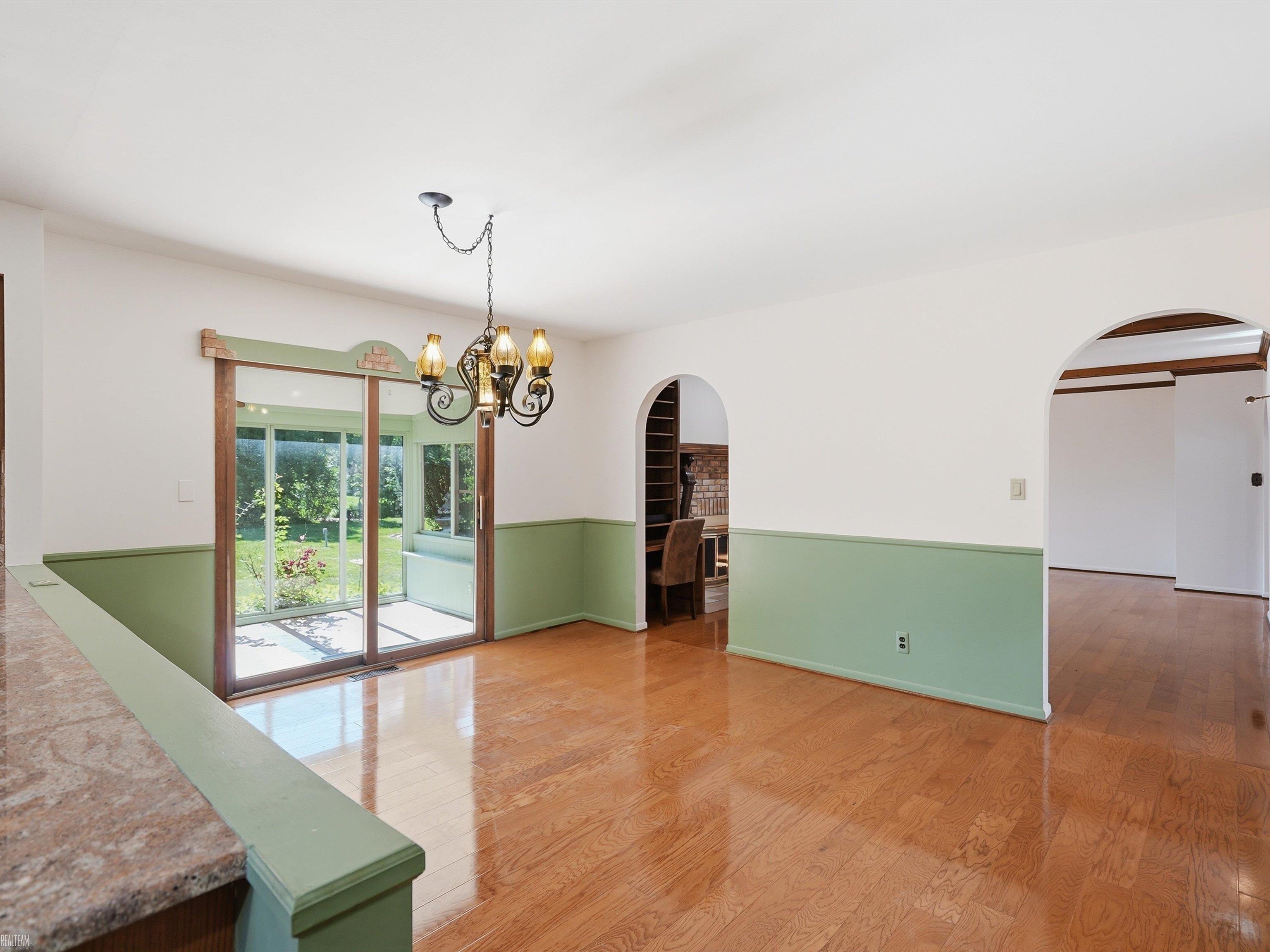 42424 Tessmer Drive Property Photo 13