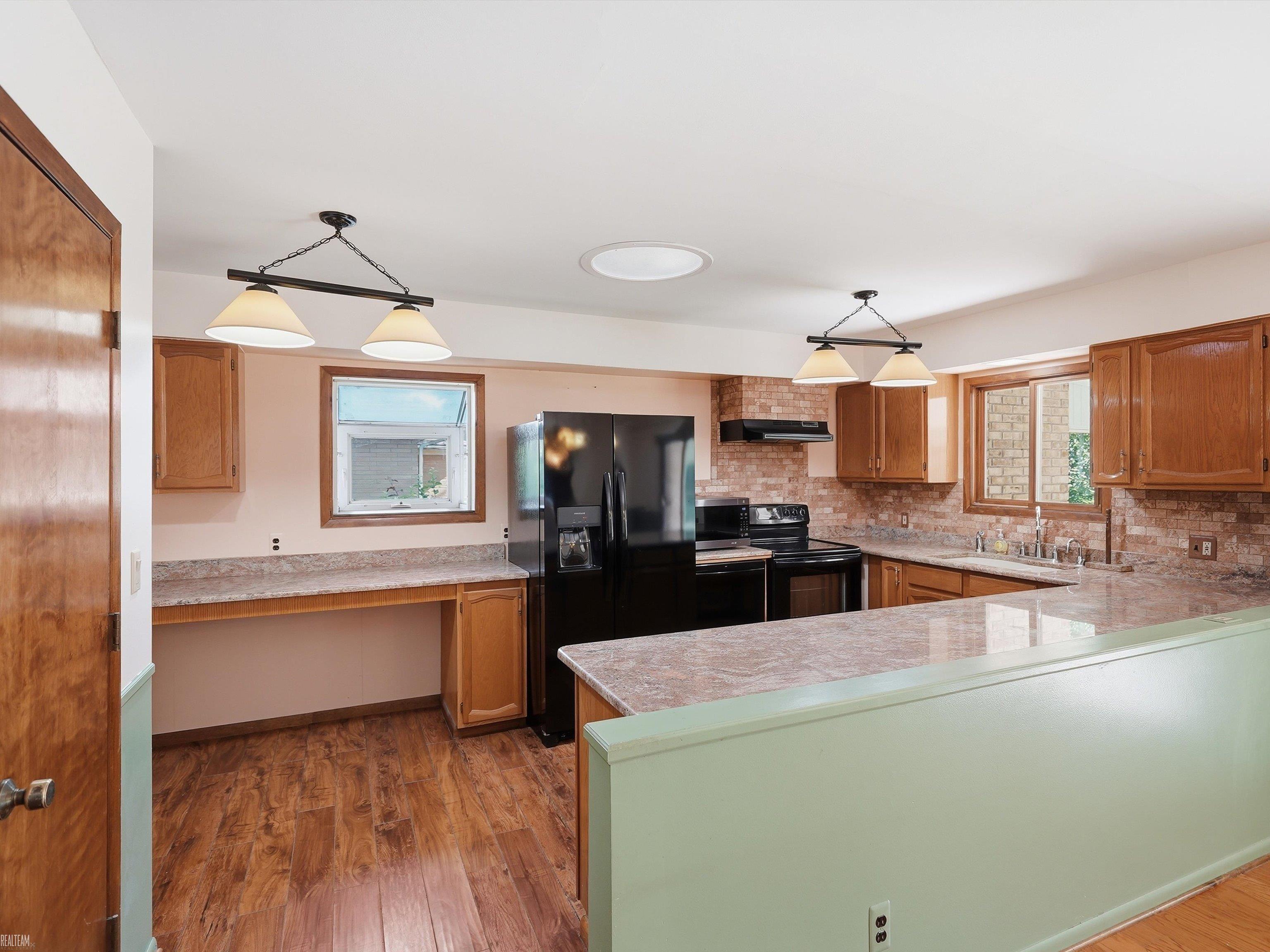 42424 Tessmer Drive Property Photo 15