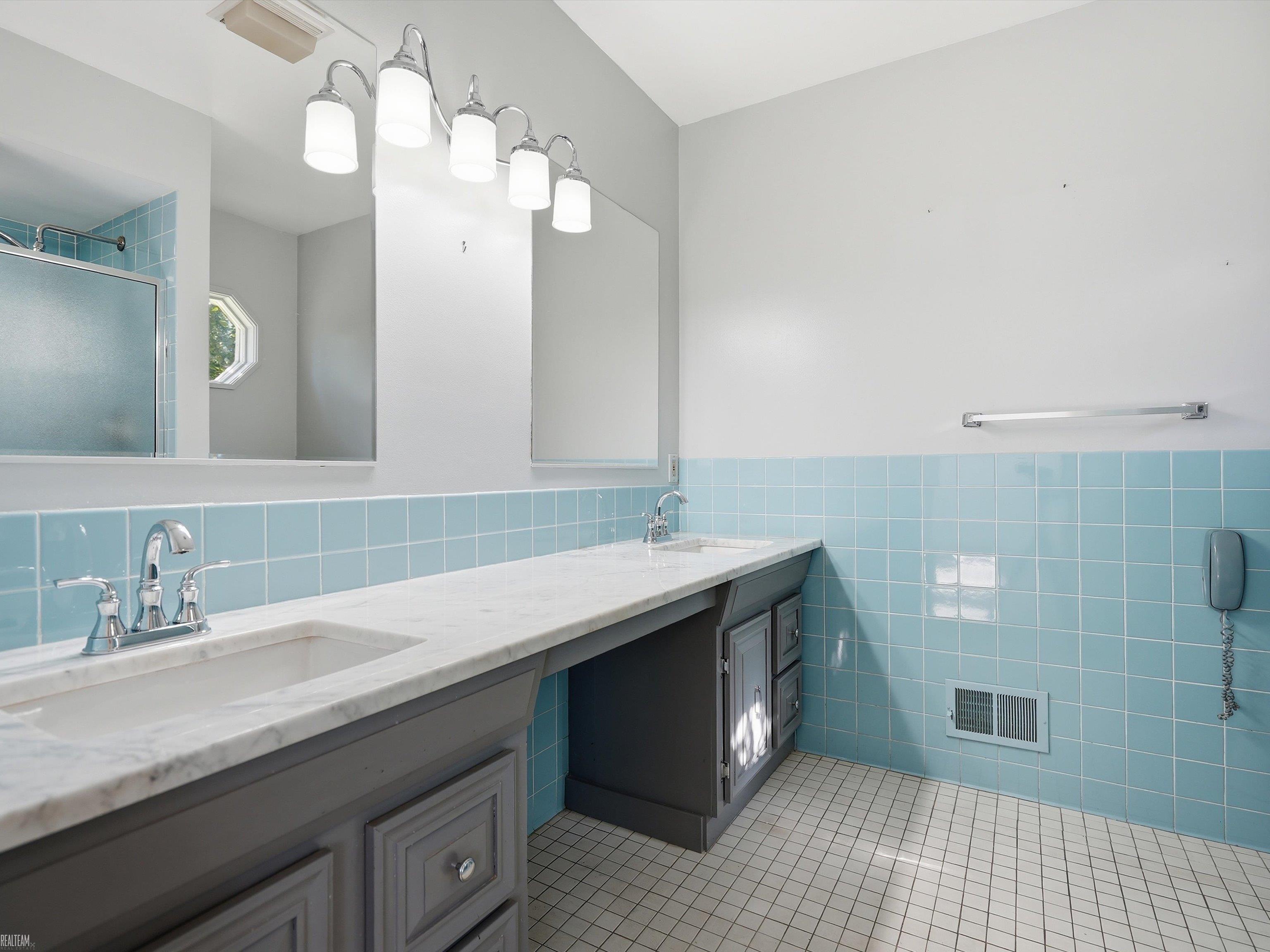 42424 Tessmer Drive Property Photo 26