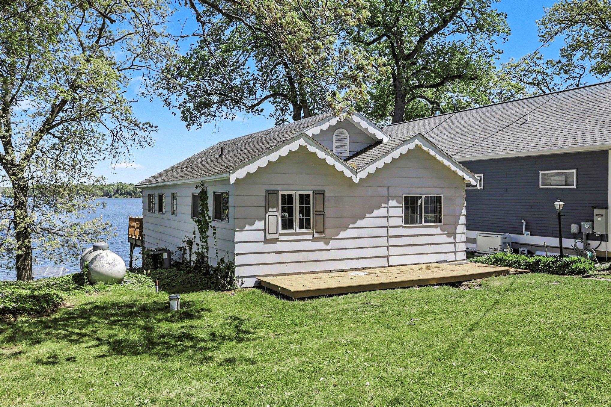 33724 Forest Beach Road Property Photo 1