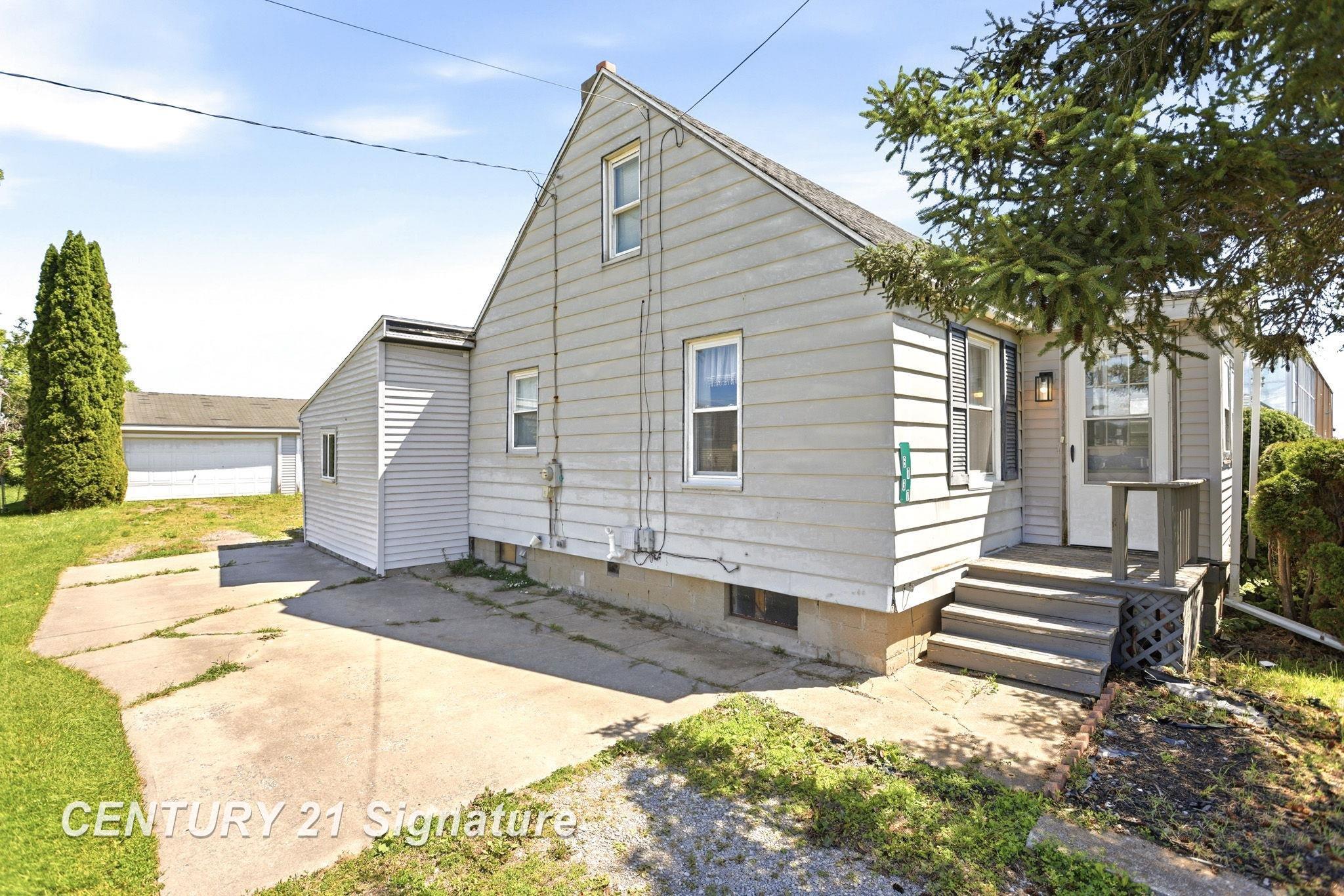 6737 Dixie Highway Property Photo 5