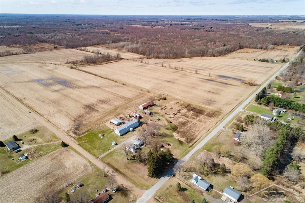 18025 Grabowski Road Property Photo 15