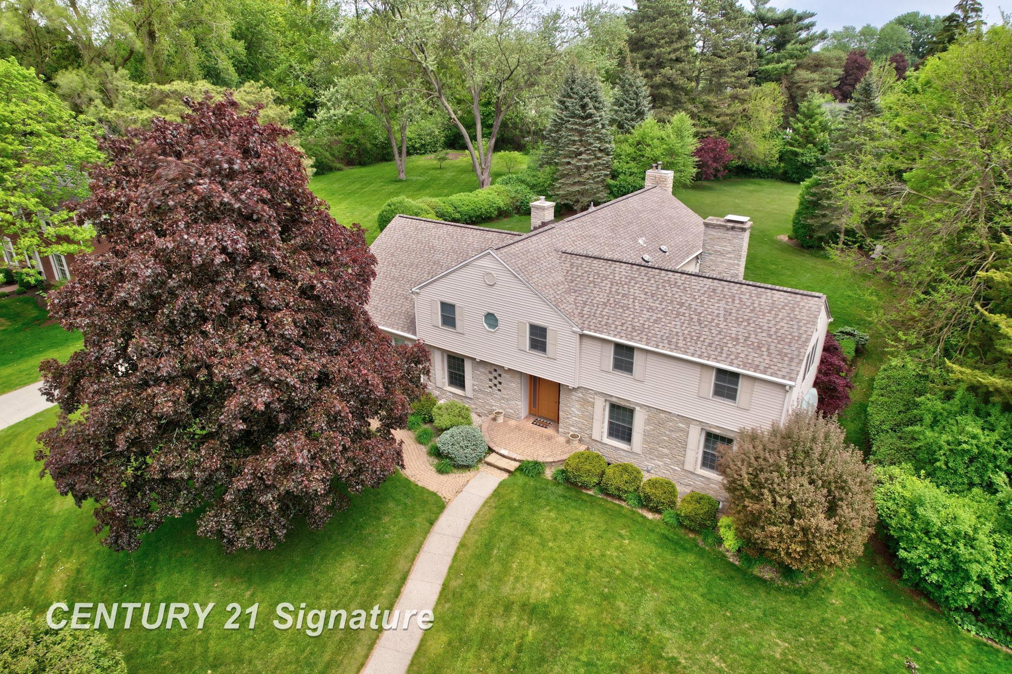 14 Edgewood Road Property Photo 1