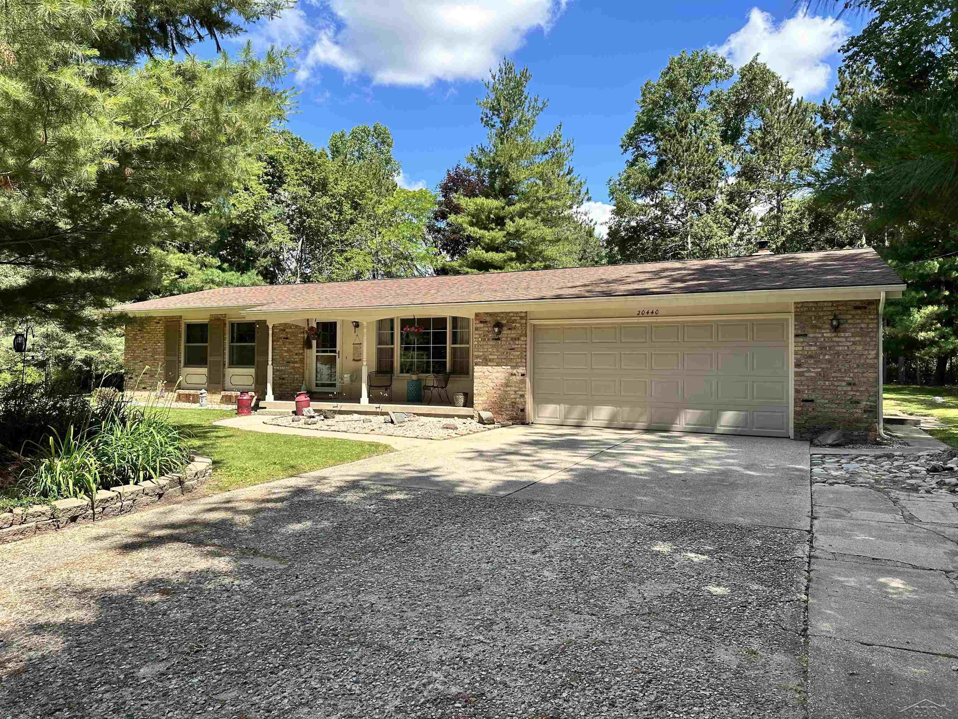 20440 Thornapple Lane Property Photo 43