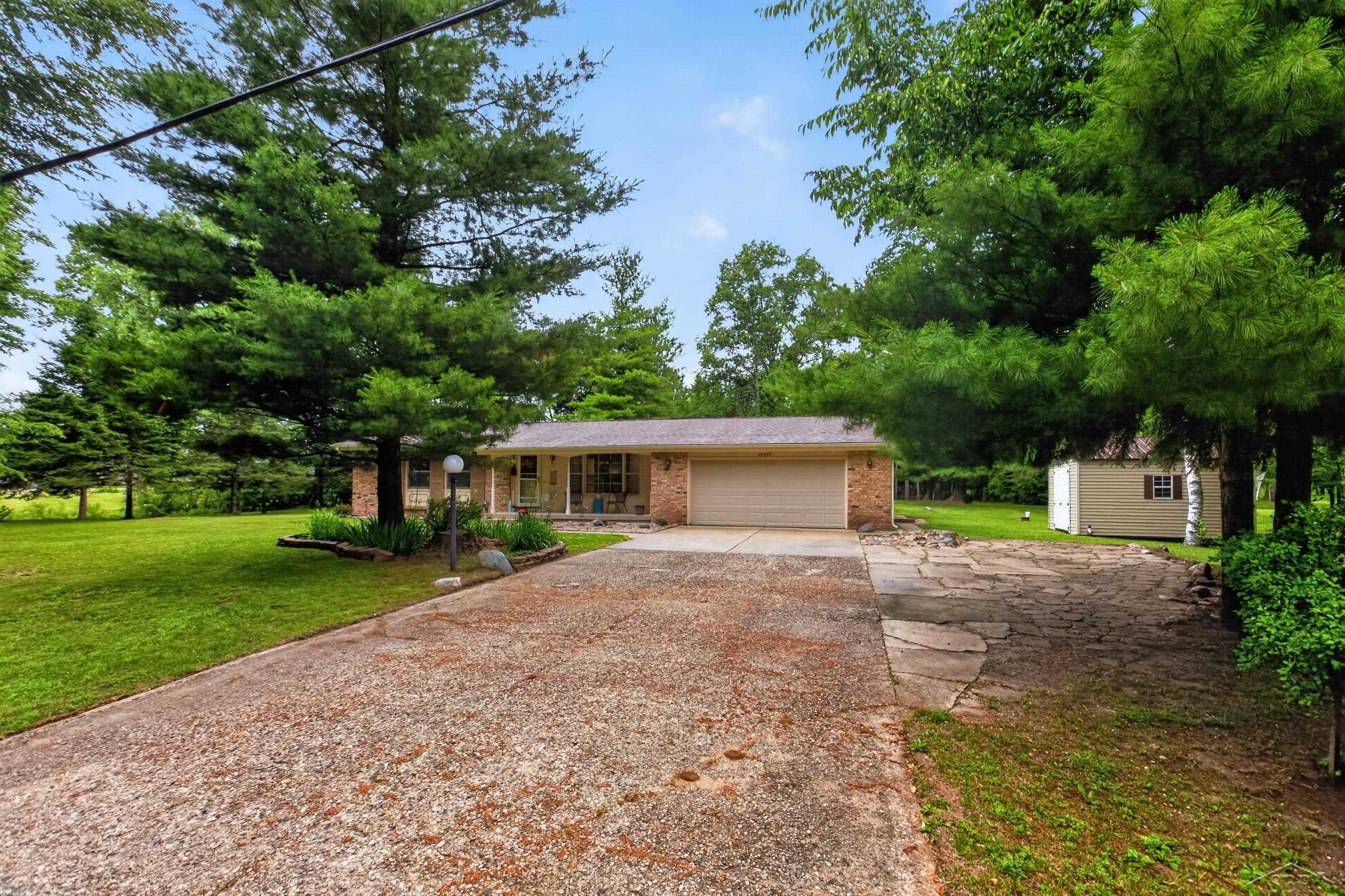 20440 Thornapple Lane Property Photo 47