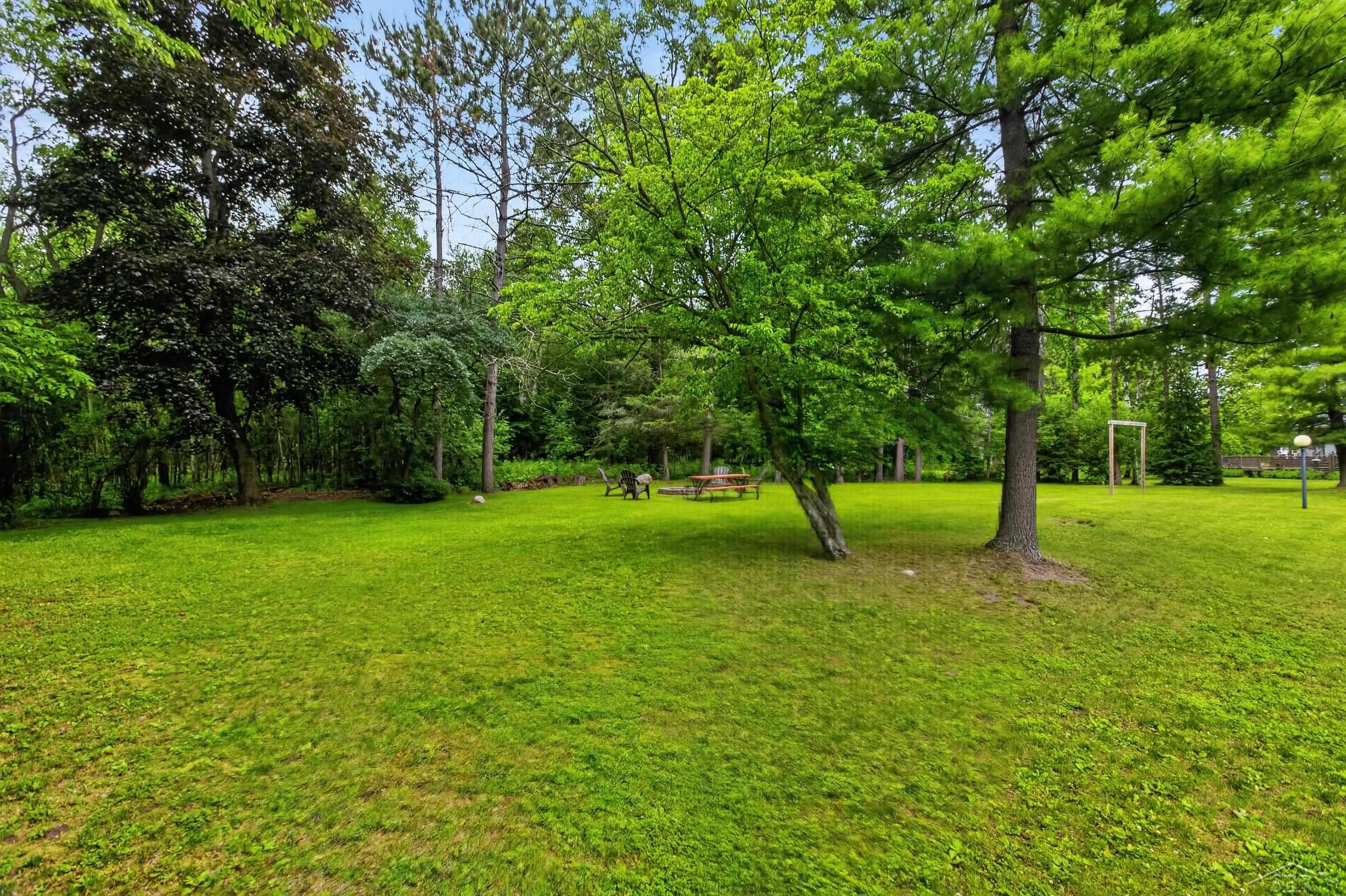 20440 Thornapple Lane Property Photo 48