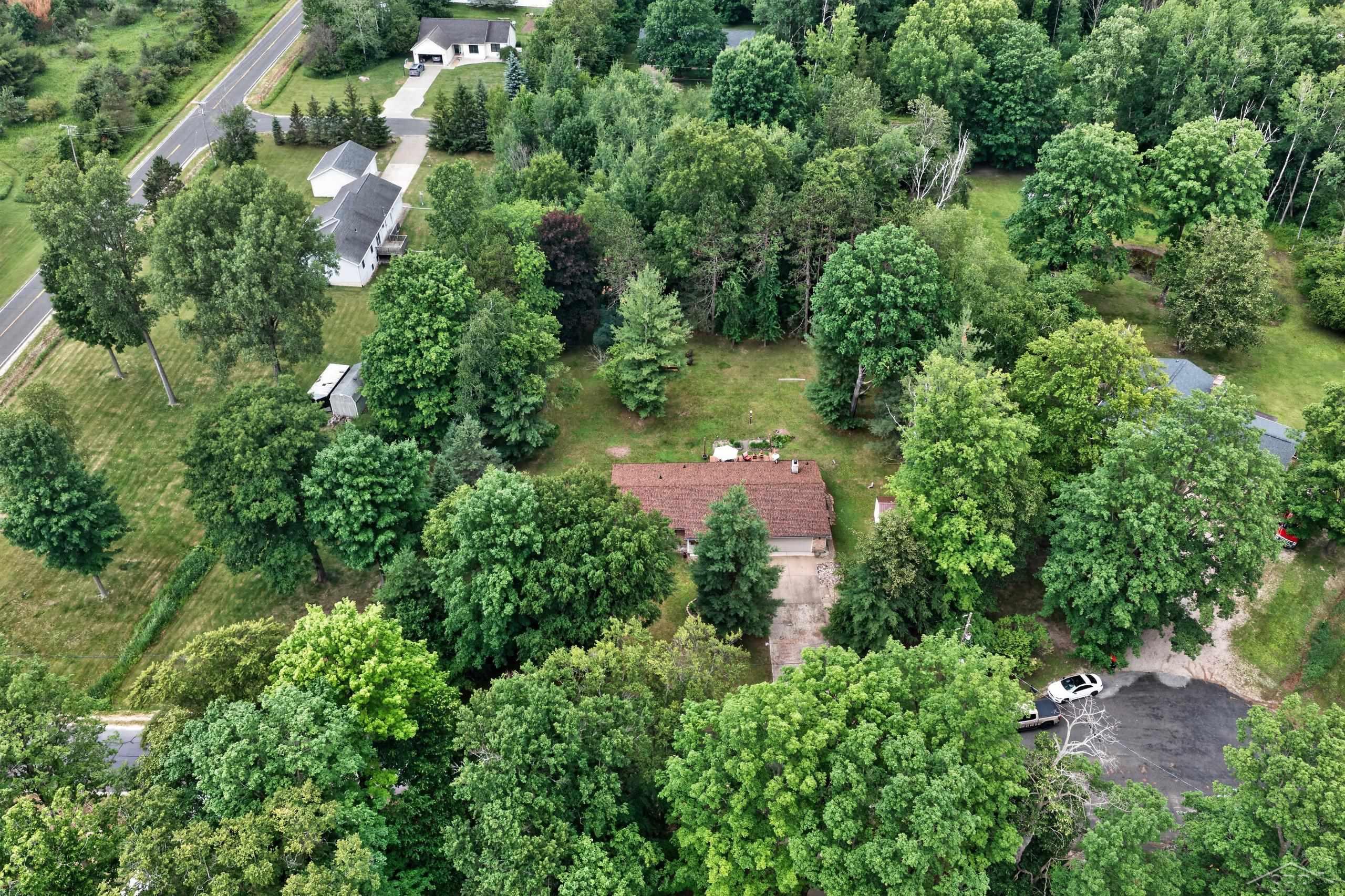 20440 Thornapple Lane Property Photo 53