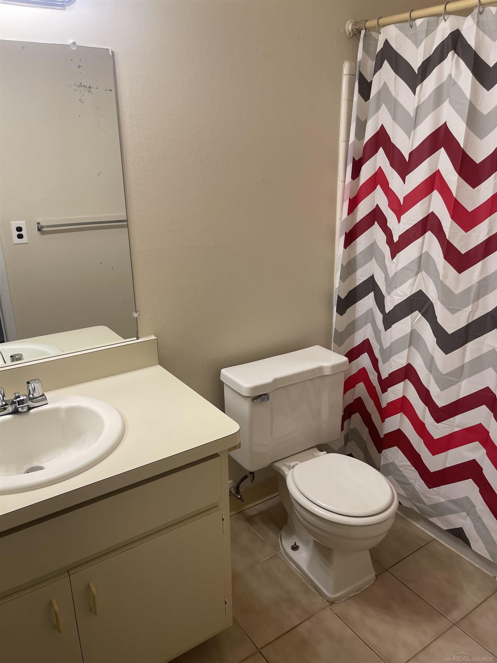38210 Fairway Court Property Photo 8