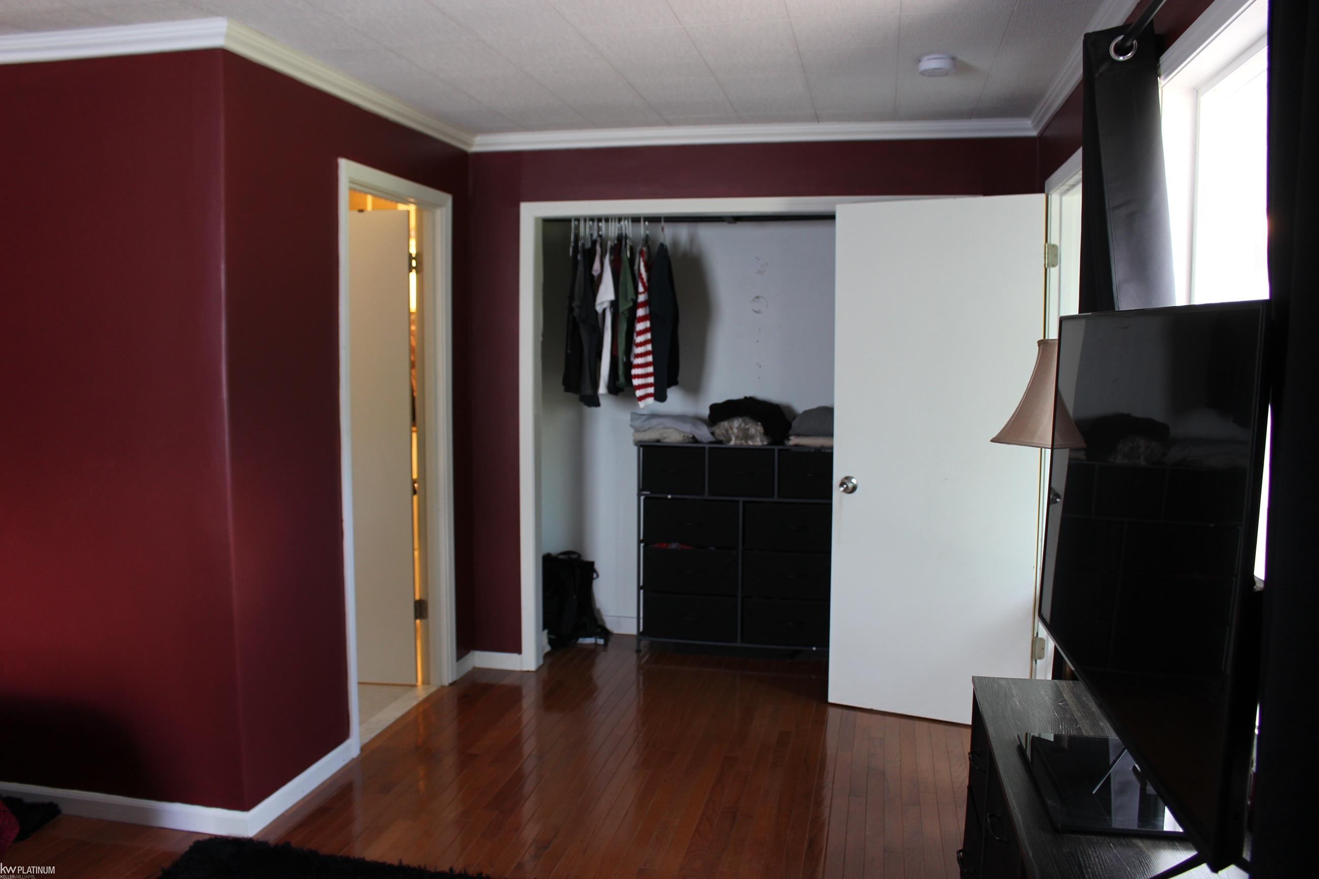 7938 River Road Property Photo 9