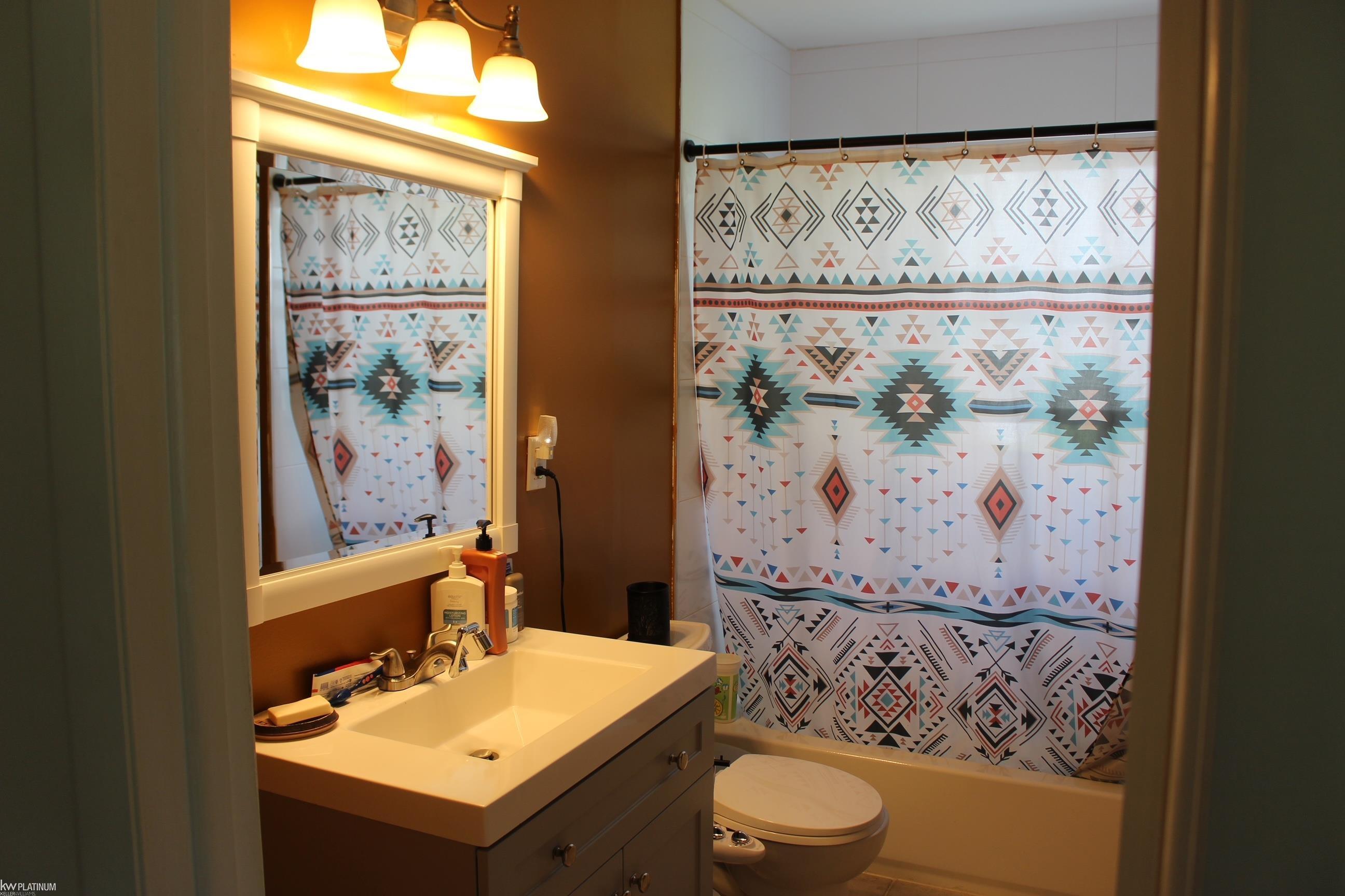 7938 River Road Property Photo 13
