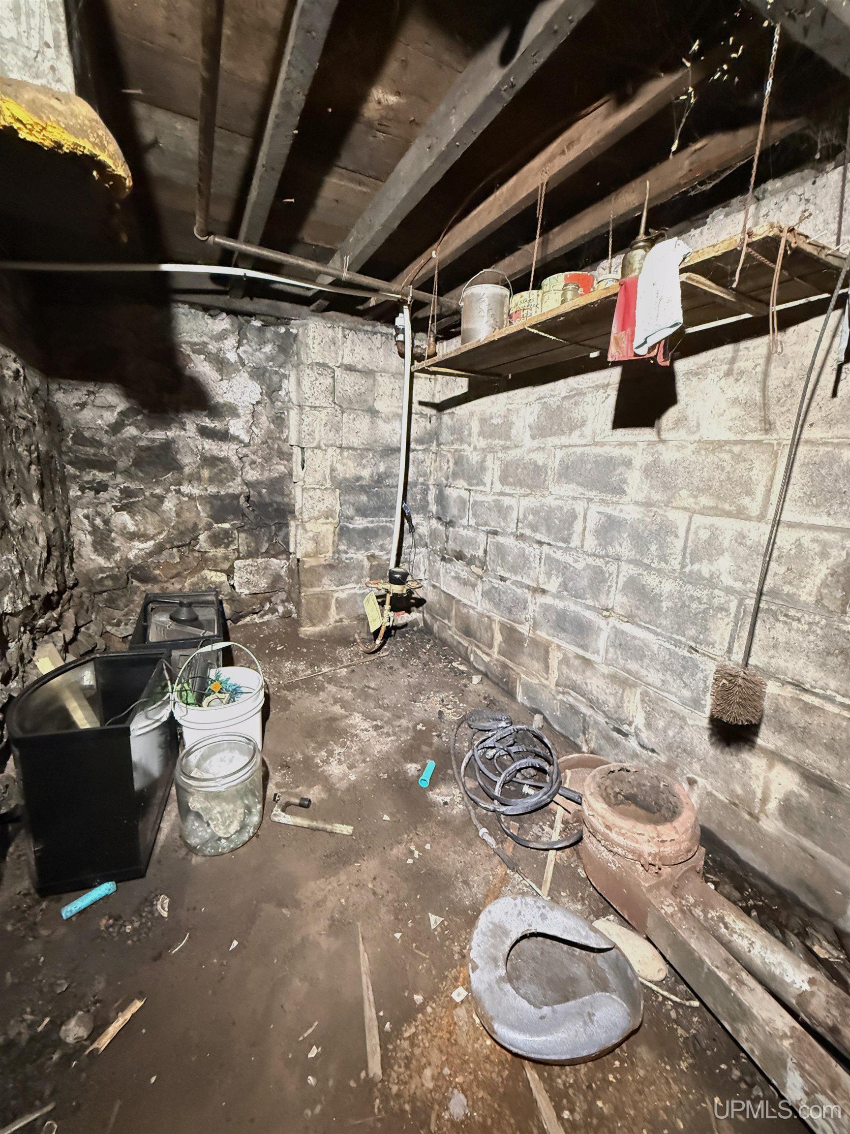 25396 Portland Street Property Photo 24