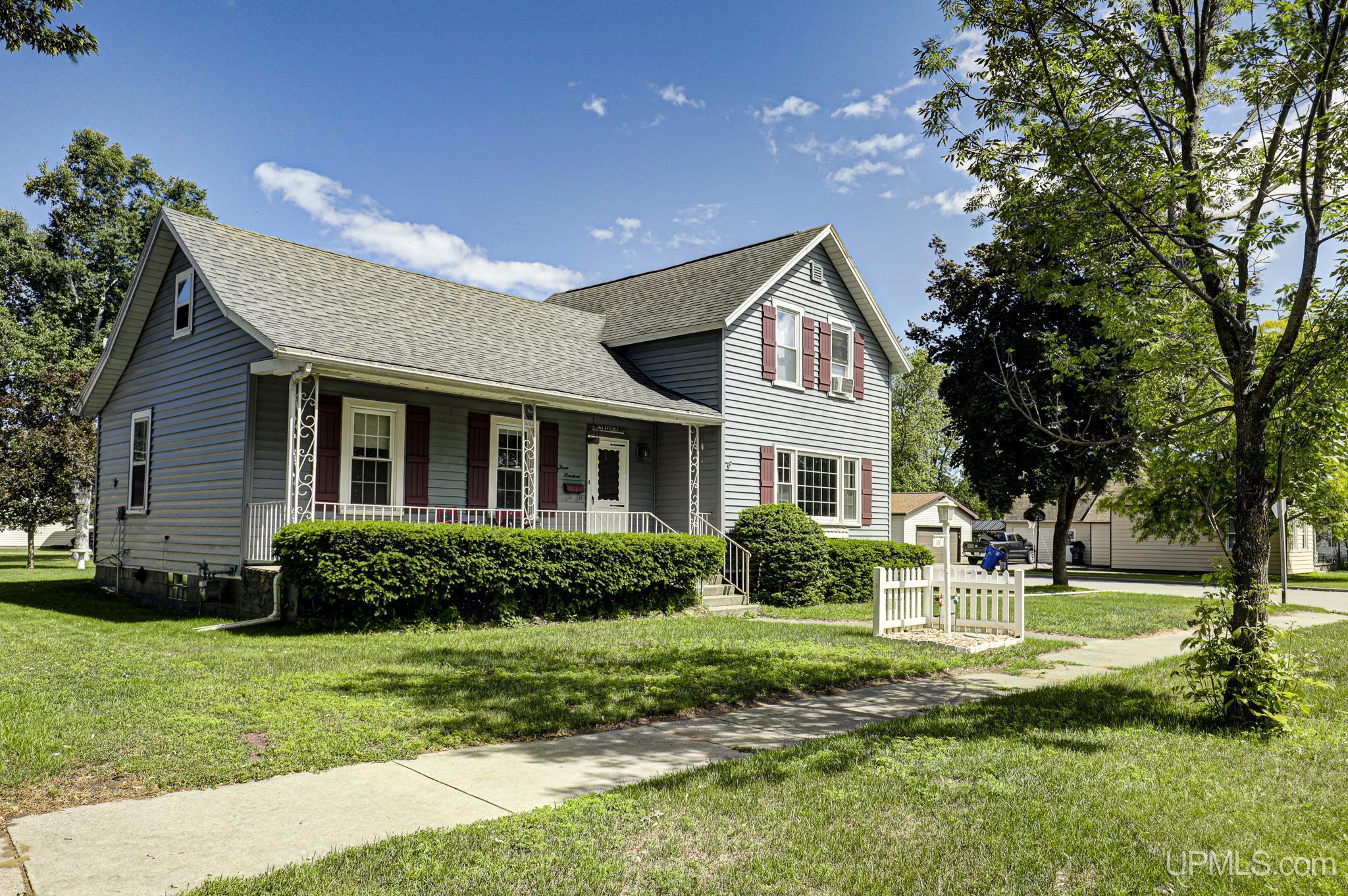 300 N Beebe Avenue