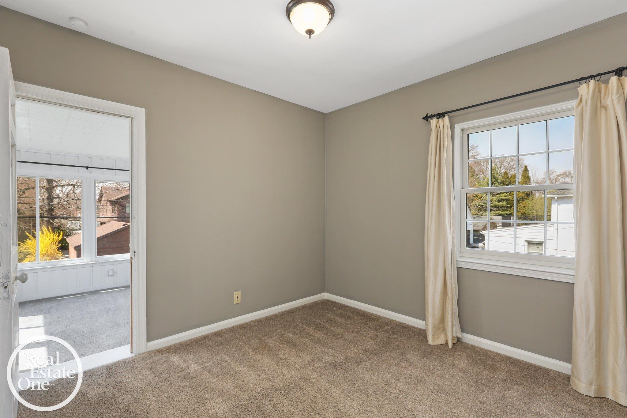 897 Rivard Boulevard Property Photo 36