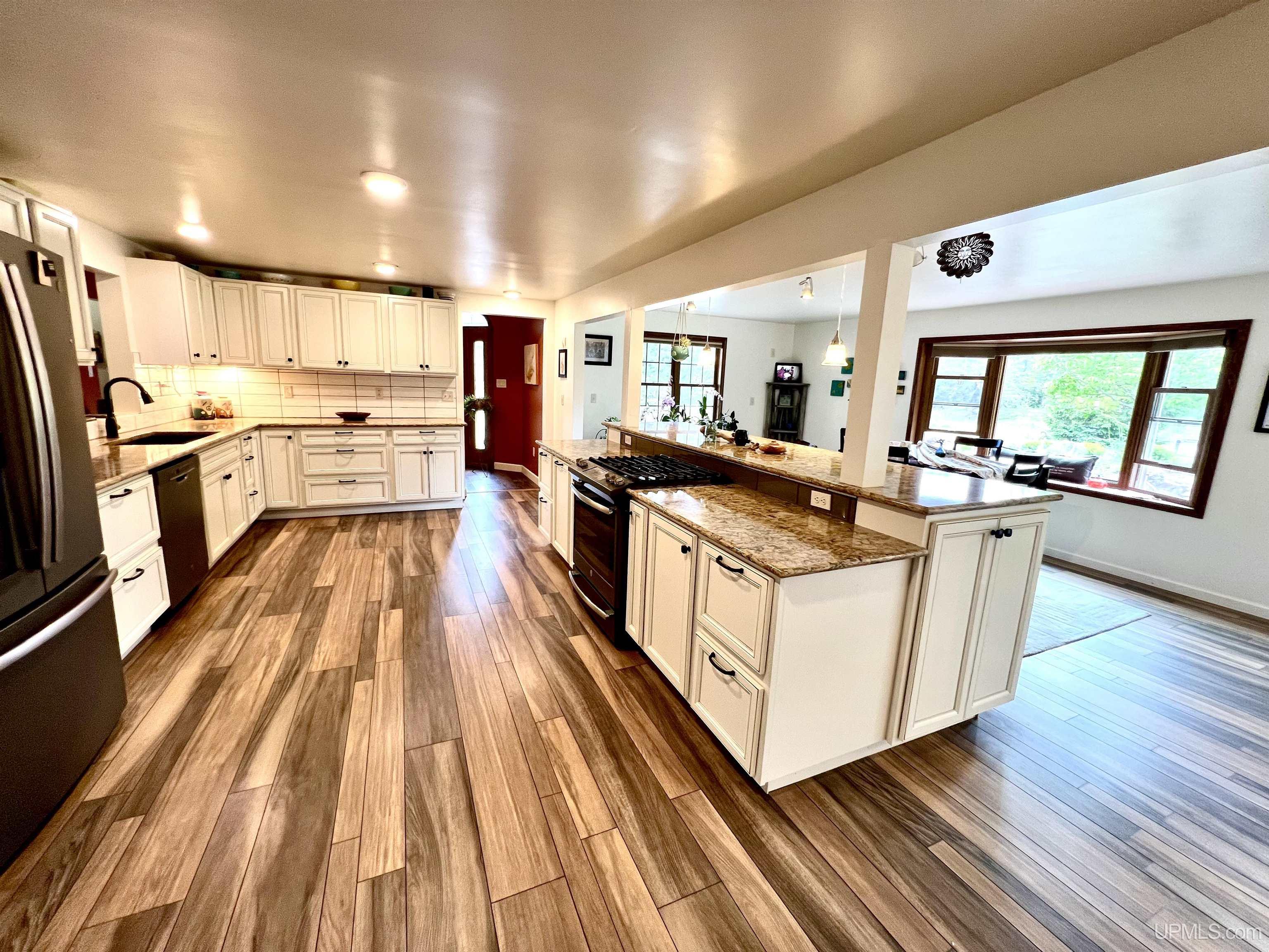 1289 E M28 Highway Property Photo 19